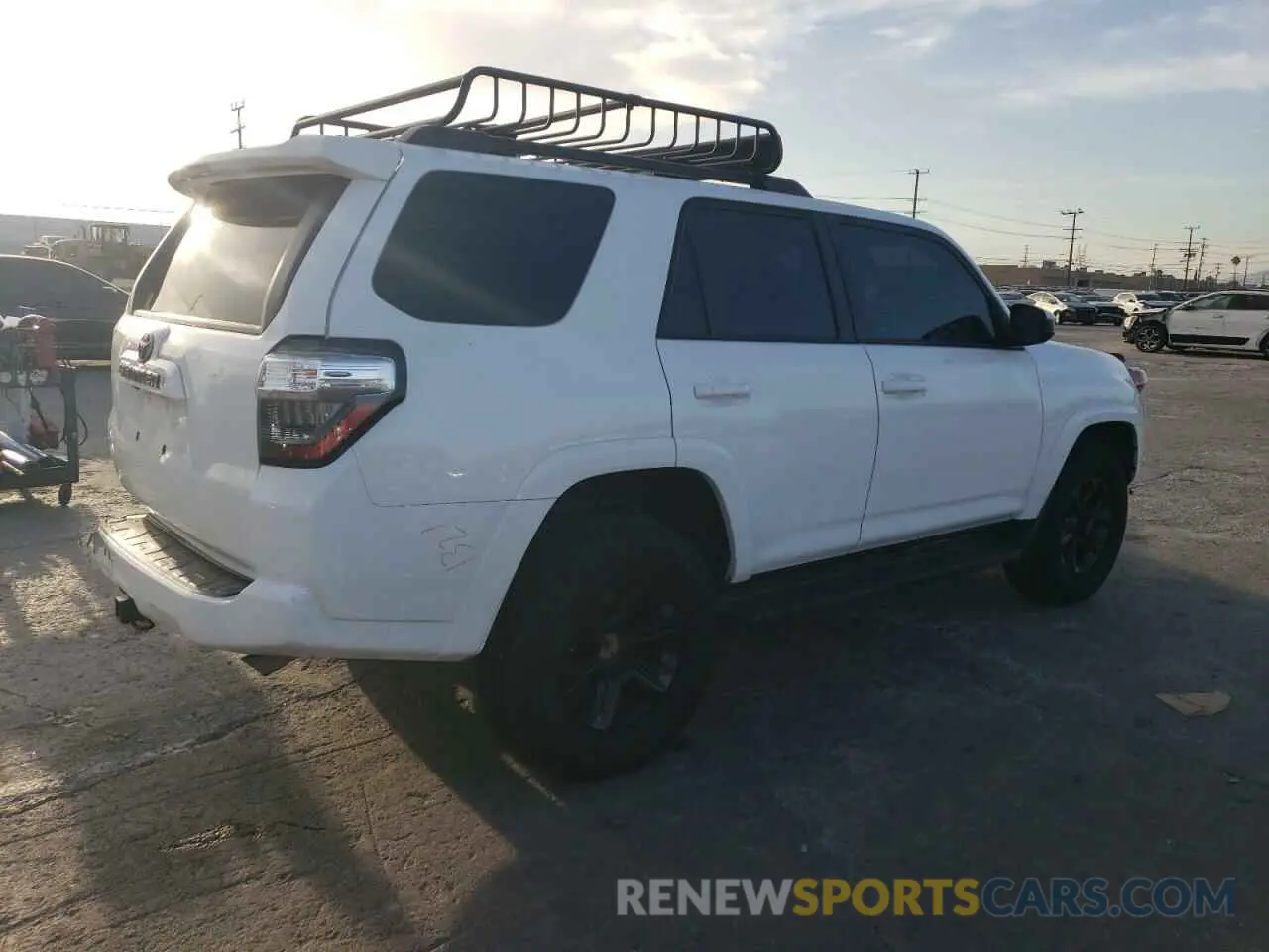 3 fotografías del automóvil dañado JTEBU5JR4L5786993 TOYOTA 4RUNNER 2020