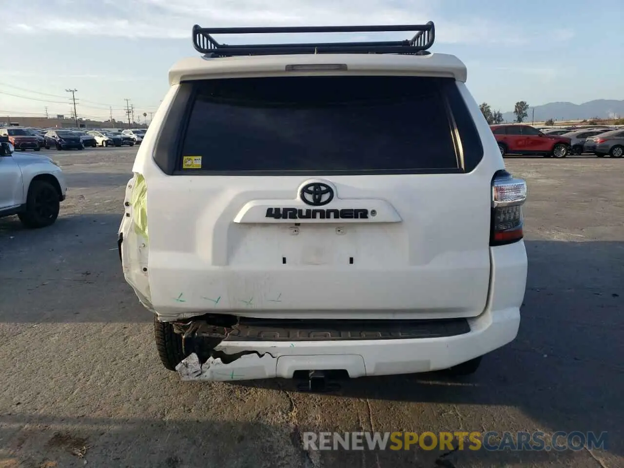 6 fotografías del automóvil dañado JTEBU5JR4L5786993 TOYOTA 4RUNNER 2020