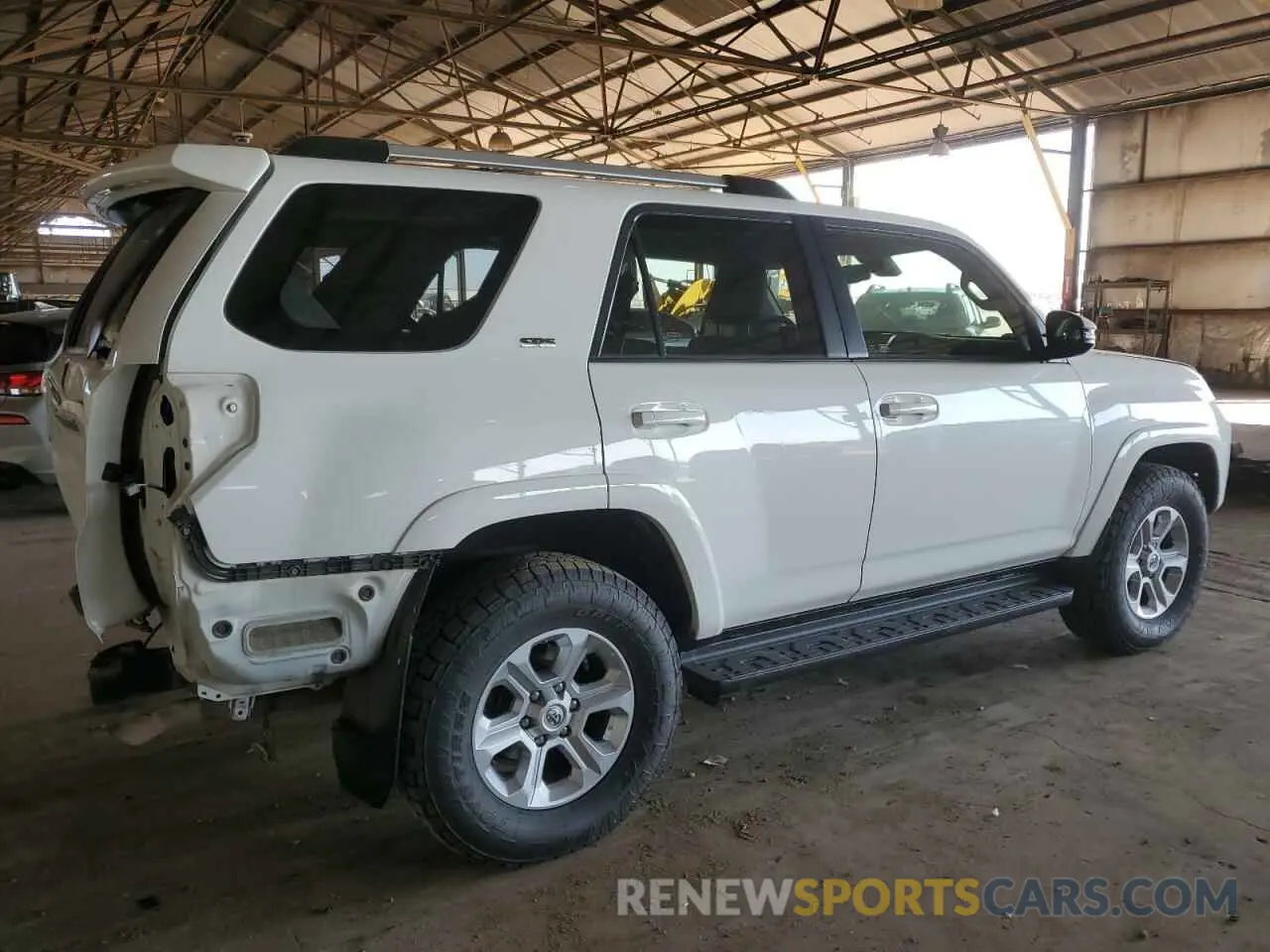 3 fotografías del automóvil dañado JTEBU5JR4L5789702 TOYOTA 4RUNNER 2020