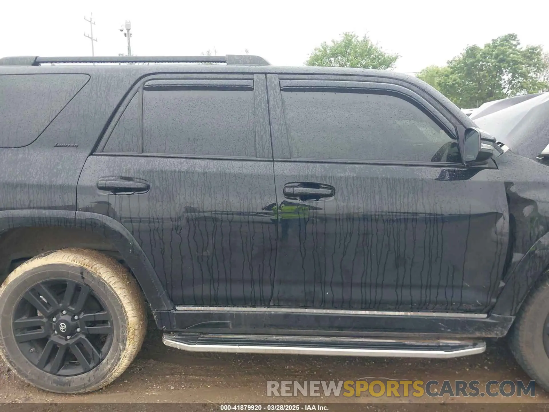 13 fotografías del automóvil dañado JTEBU5JR4L5810077 TOYOTA 4RUNNER 2020
