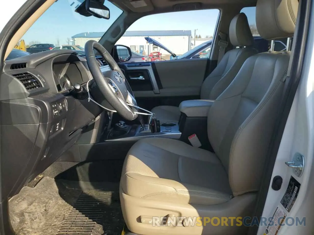 7 fotografías del automóvil dañado JTEBU5JR4L5813786 TOYOTA 4RUNNER 2020