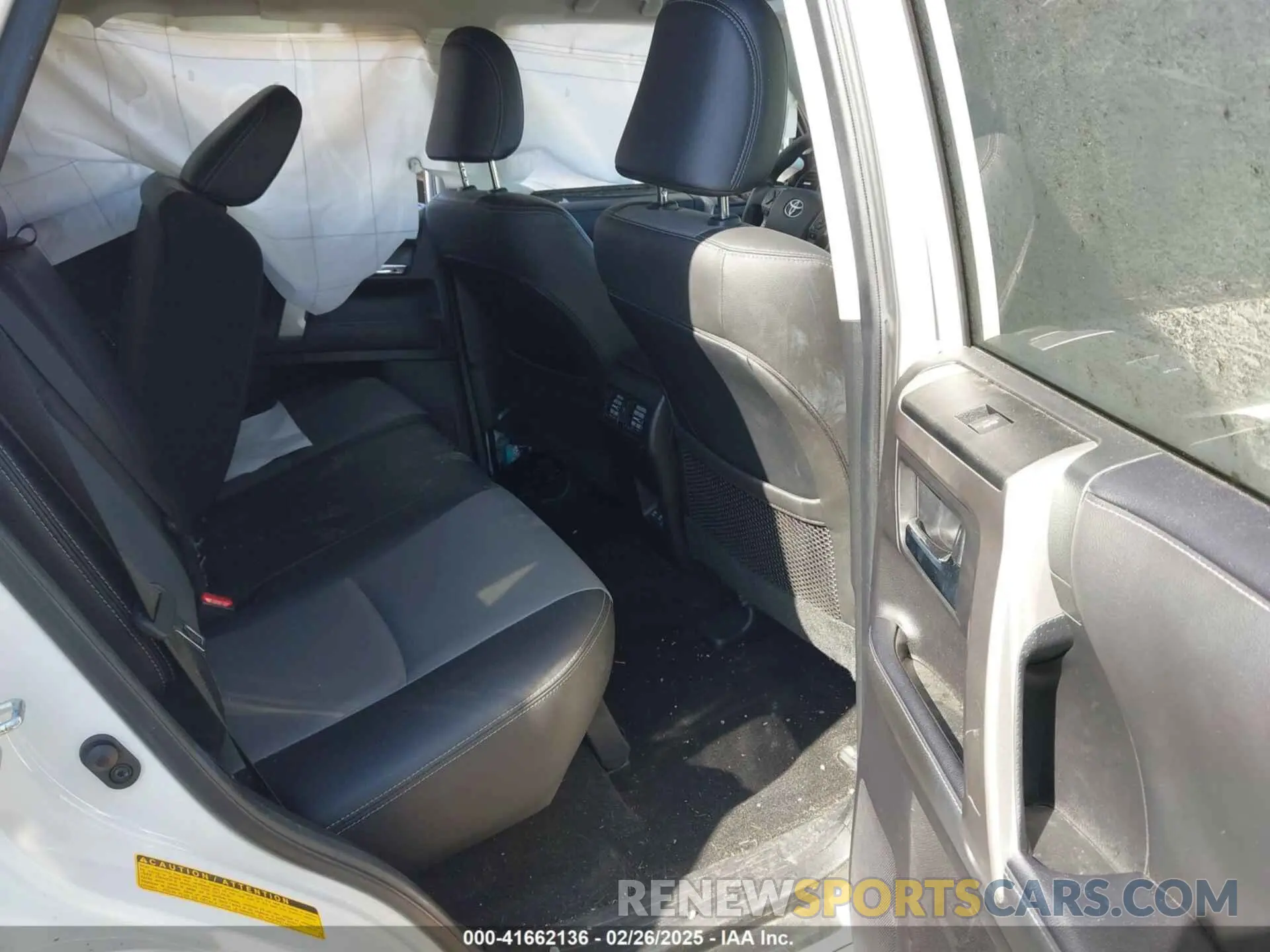 8 fotografías del automóvil dañado JTEBU5JR4L5821340 TOYOTA 4RUNNER 2020