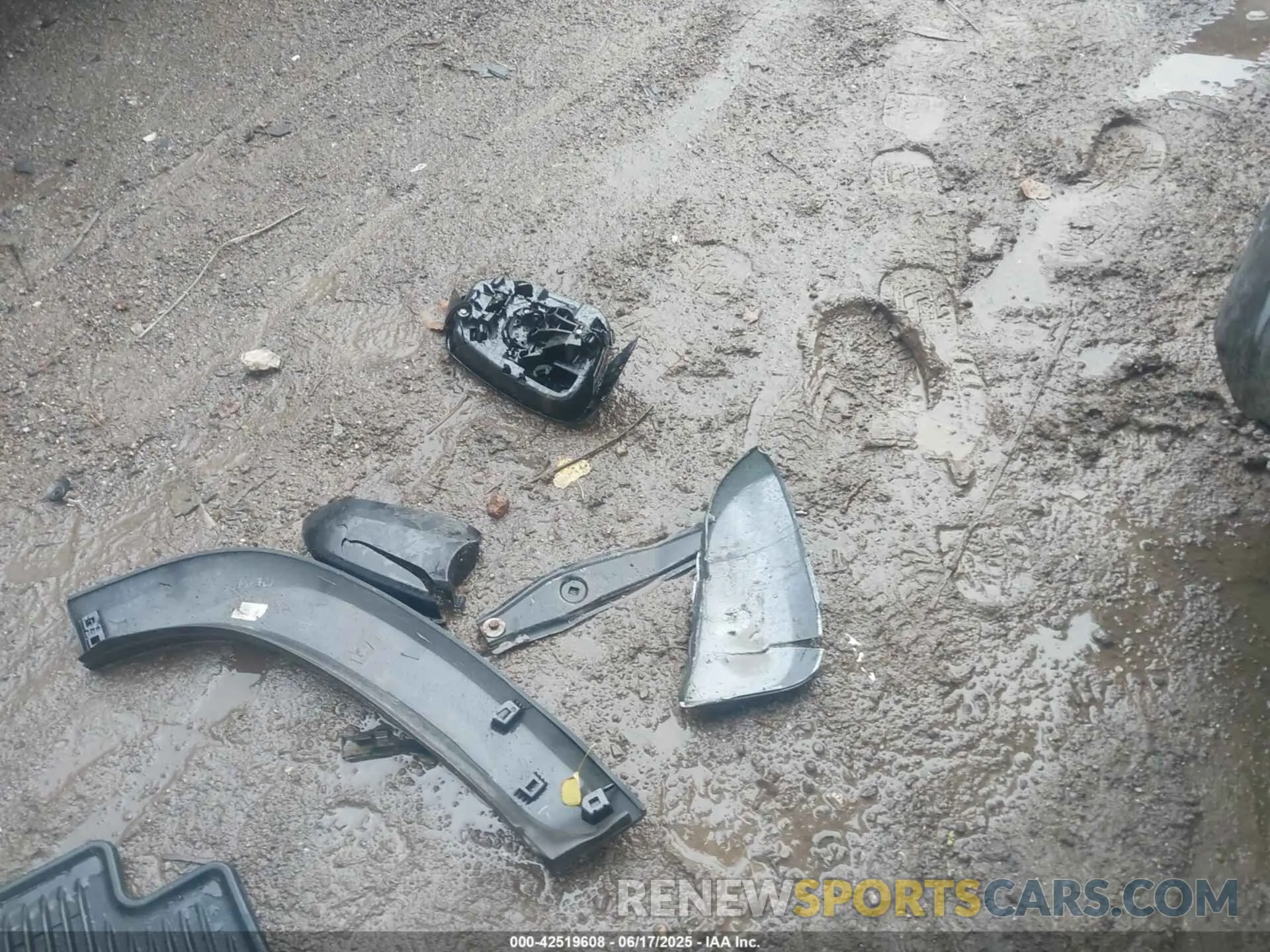 12 fotografías del automóvil dañado JTEBU5JR5L5748544 TOYOTA 4RUNNER 2020