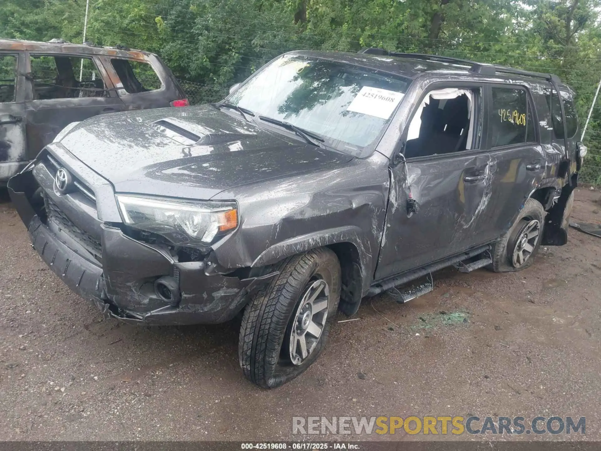 6 fotografías del automóvil dañado JTEBU5JR5L5748544 TOYOTA 4RUNNER 2020