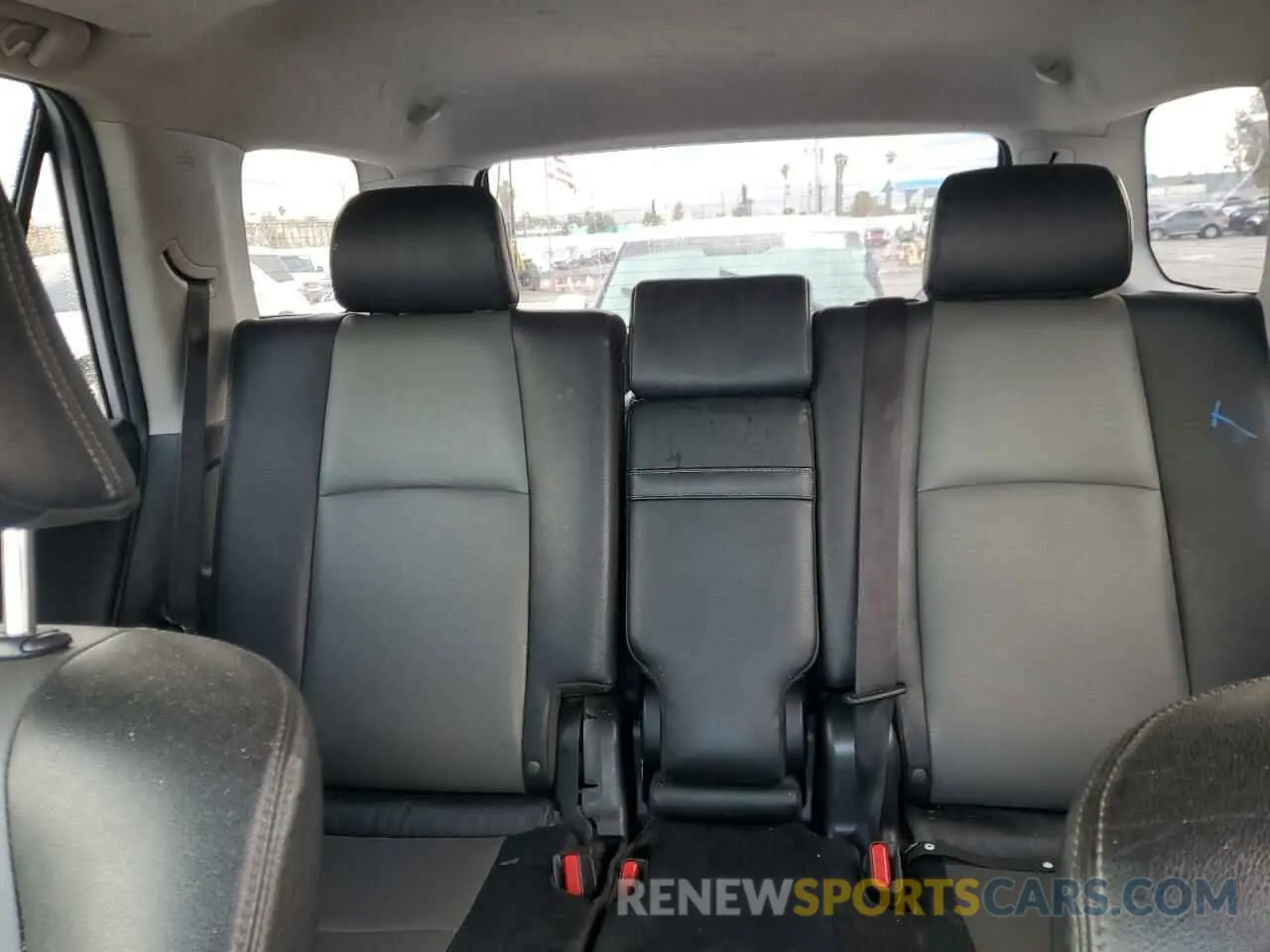 10 fotografías del automóvil dañado JTEBU5JR5L5826322 TOYOTA 4RUNNER 2020