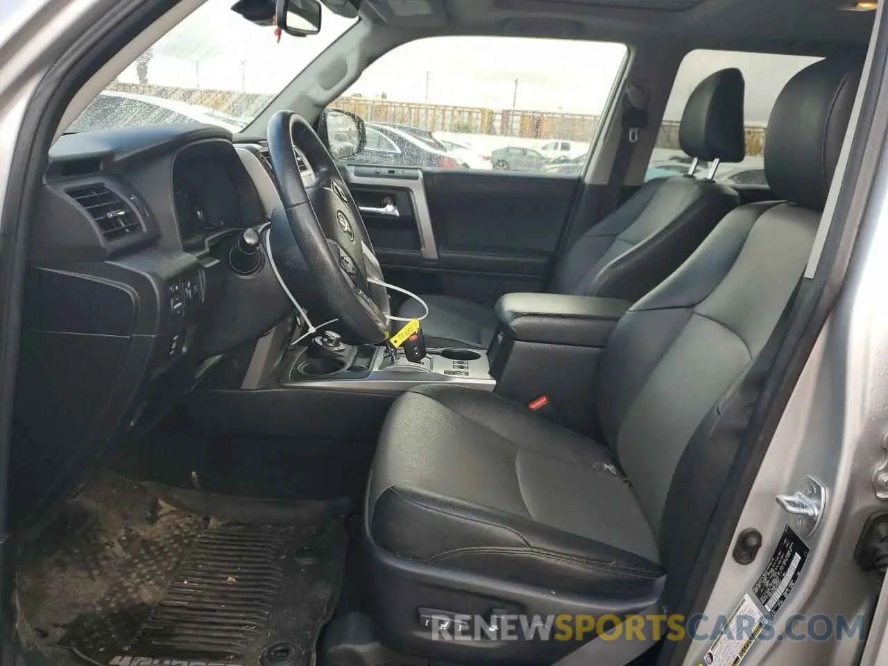 7 fotografías del automóvil dañado JTEBU5JR5L5826322 TOYOTA 4RUNNER 2020
