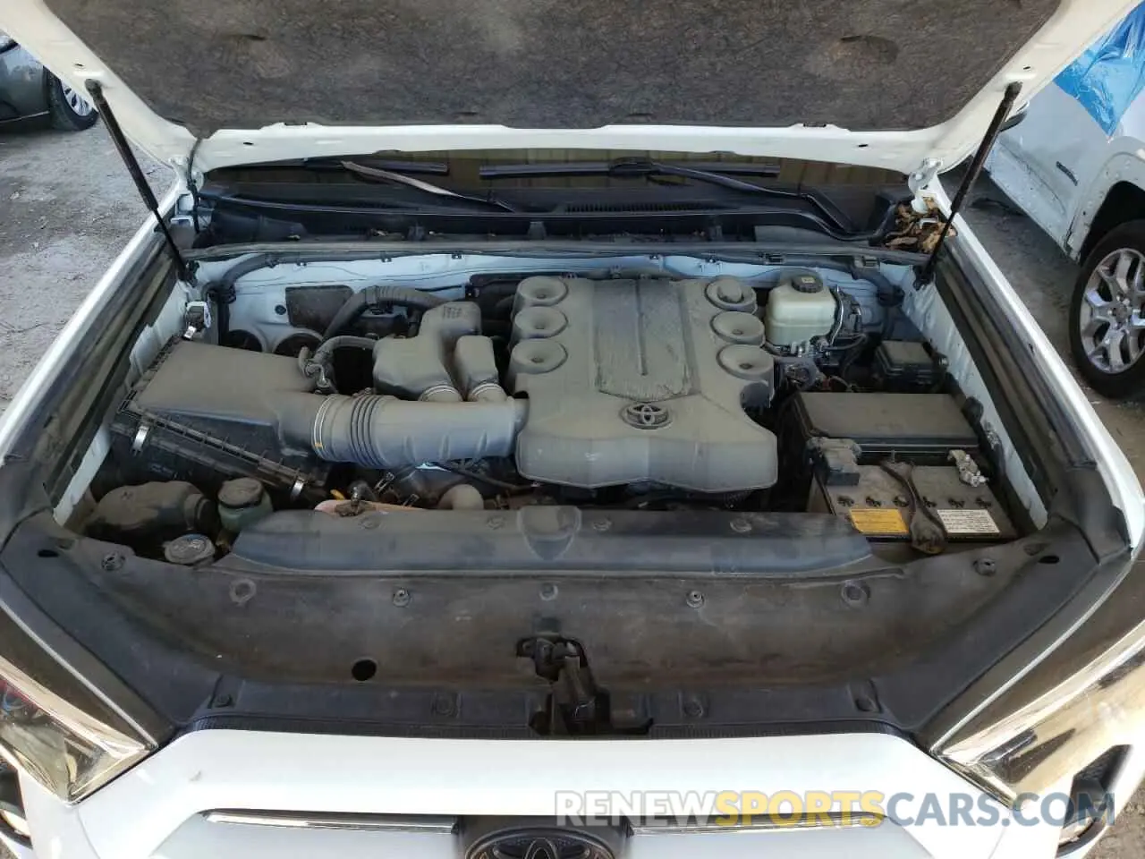 7 fotografías del automóvil dañado JTEBU5JR5L5833626 TOYOTA 4RUNNER 2020