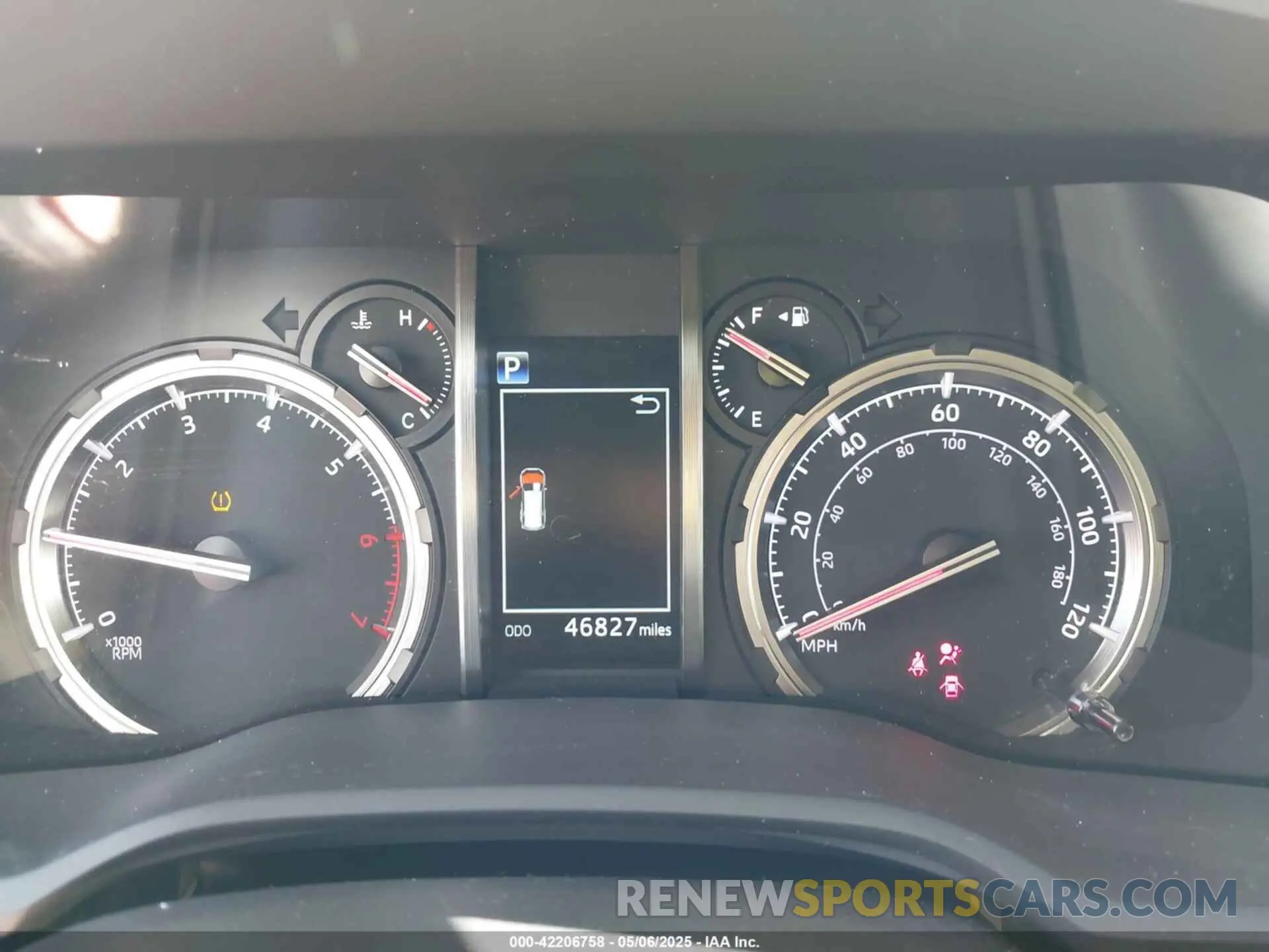 7 fotografías del automóvil dañado JTEBU5JR6L5765501 TOYOTA 4RUNNER 2020