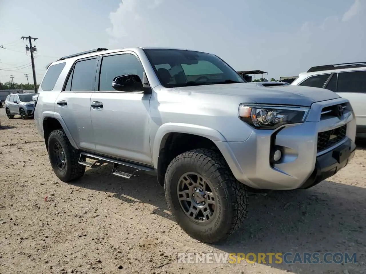 4 fotografías del automóvil dañado JTEBU5JR6L5790270 TOYOTA 4RUNNER 2020