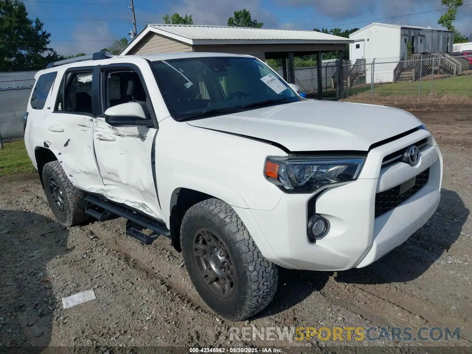 1 fotografías del automóvil dañado JTEBU5JR6L5819539 TOYOTA 4RUNNER 2020