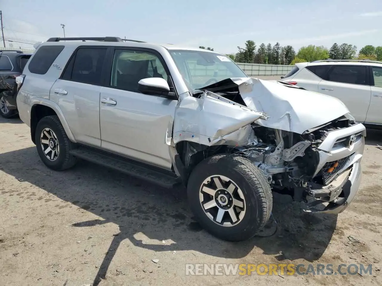 4 fotografías del automóvil dañado JTEBU5JR6L5820044 TOYOTA 4RUNNER 2020