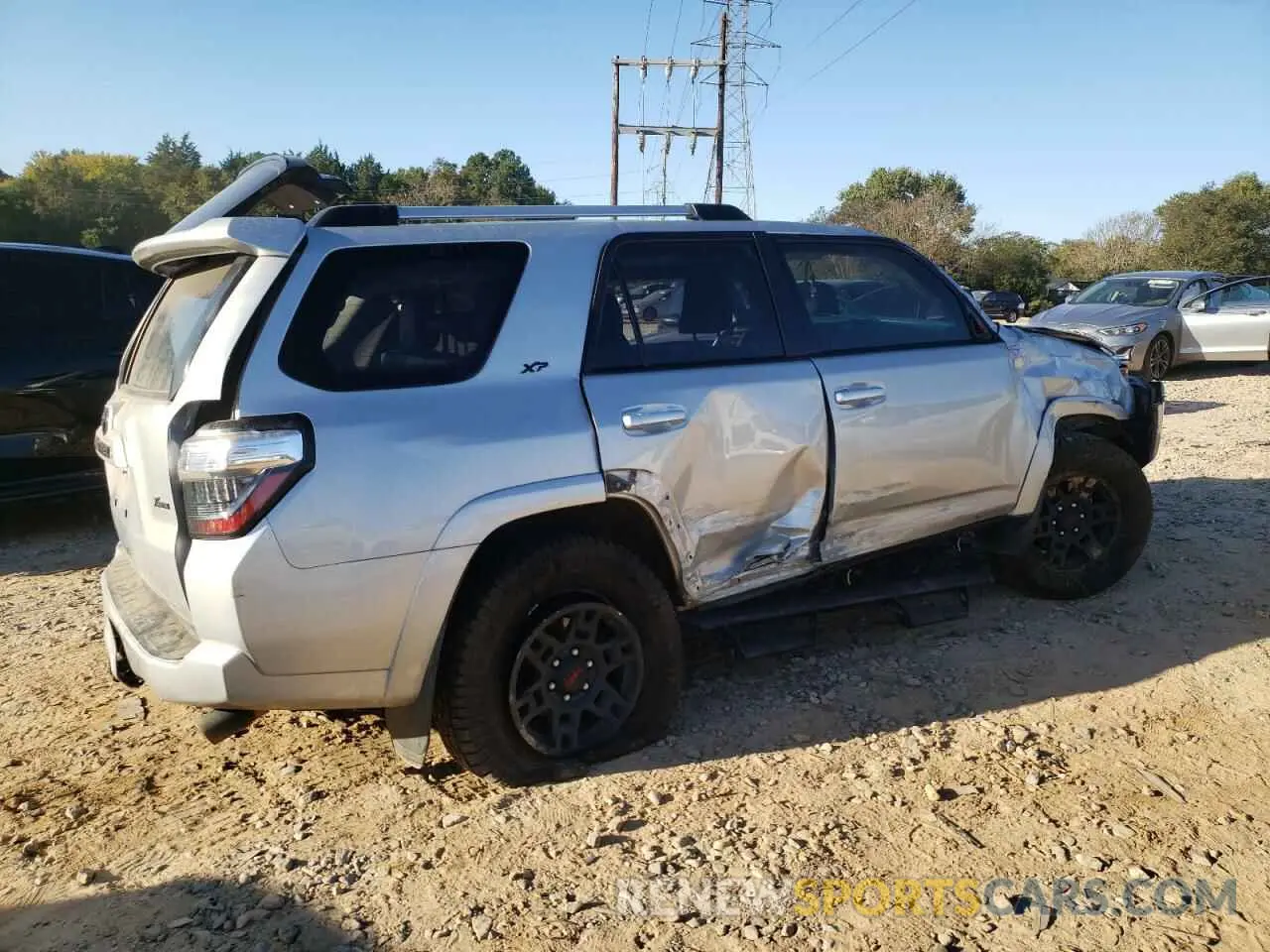 3 fotografías del automóvil dañado JTEBU5JR6L5823770 TOYOTA 4RUNNER 2020