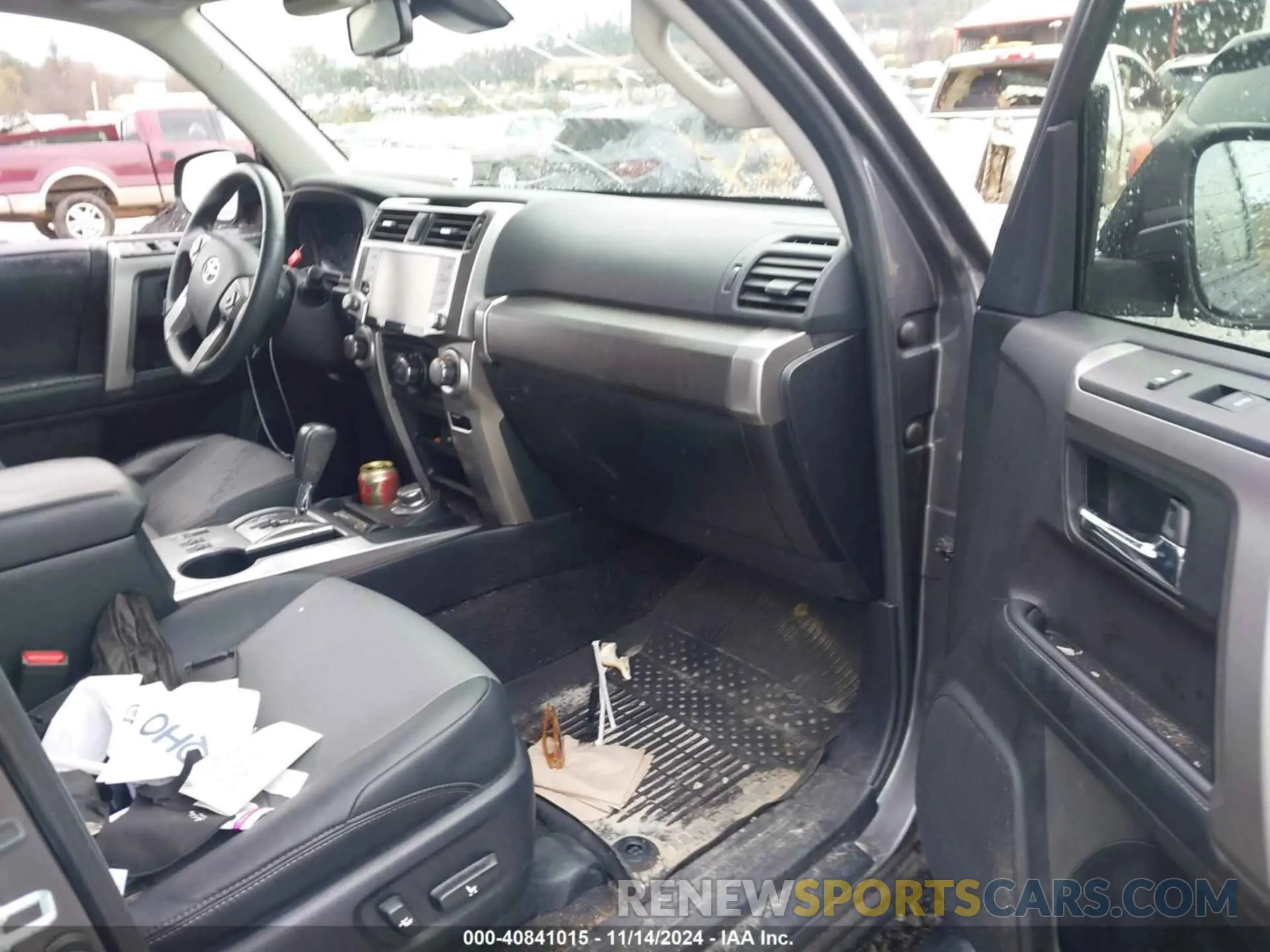 5 fotografías del automóvil dañado JTEBU5JR6L5829679 TOYOTA 4RUNNER 2020