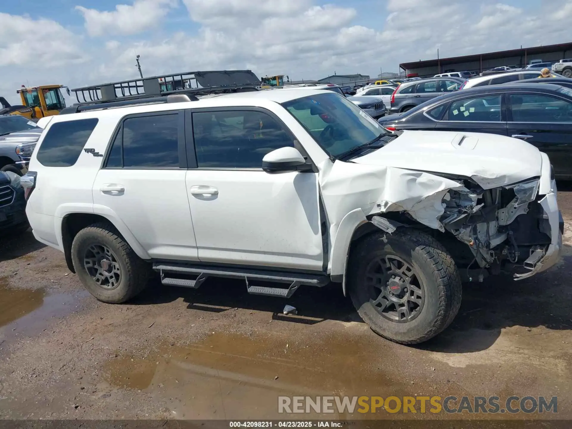 13 fotografías del automóvil dañado JTEBU5JR6L5830203 TOYOTA 4RUNNER 2020