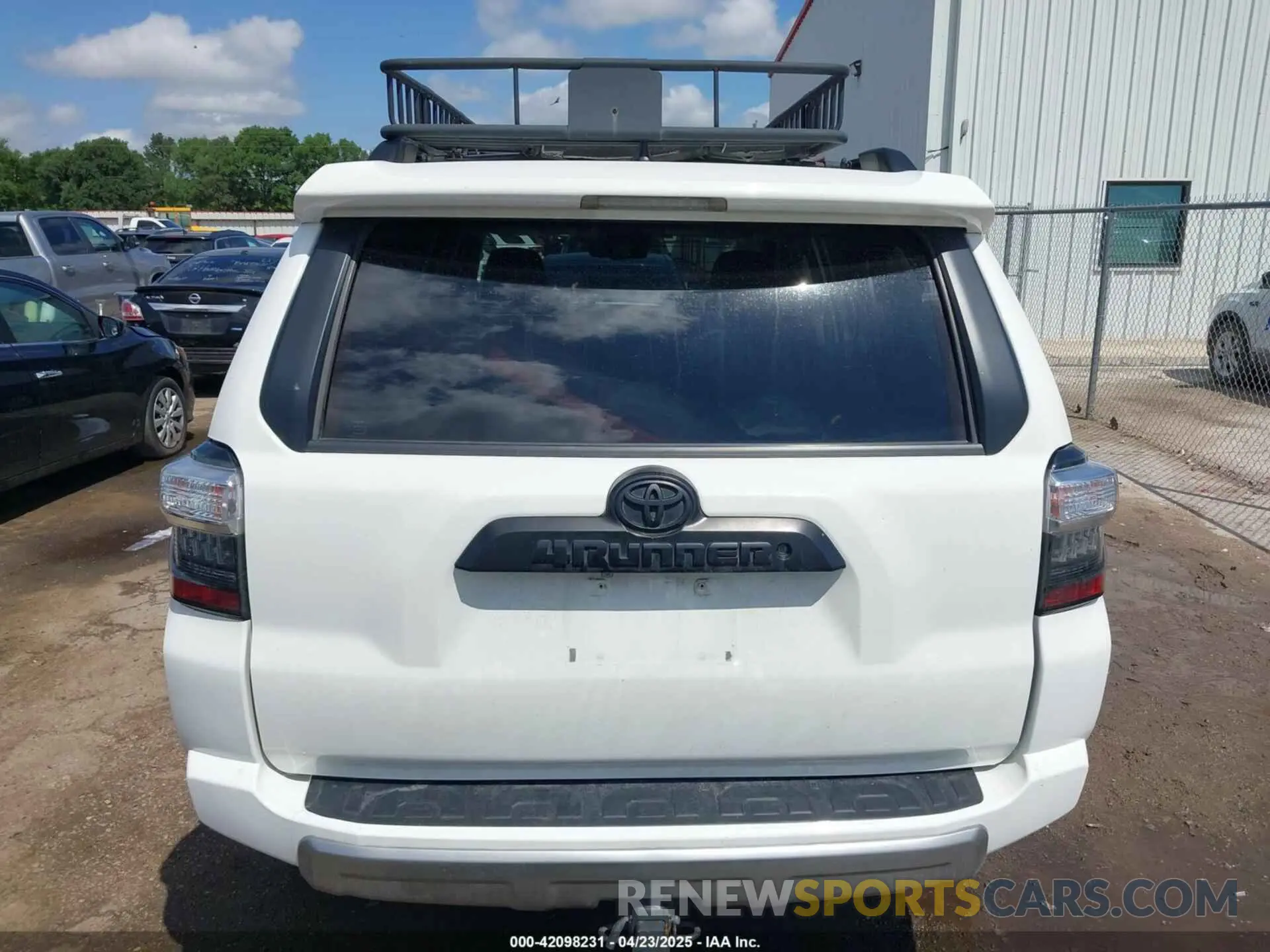 16 fotografías del automóvil dañado JTEBU5JR6L5830203 TOYOTA 4RUNNER 2020