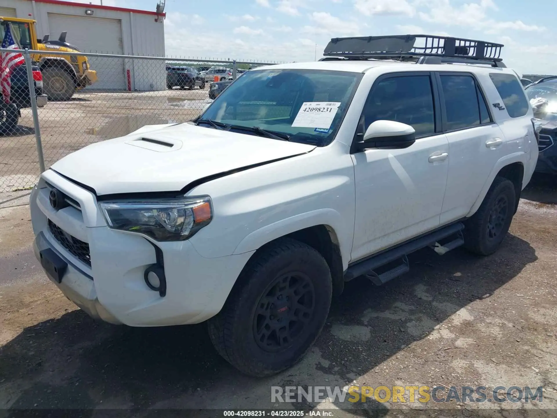2 fotografías del automóvil dañado JTEBU5JR6L5830203 TOYOTA 4RUNNER 2020
