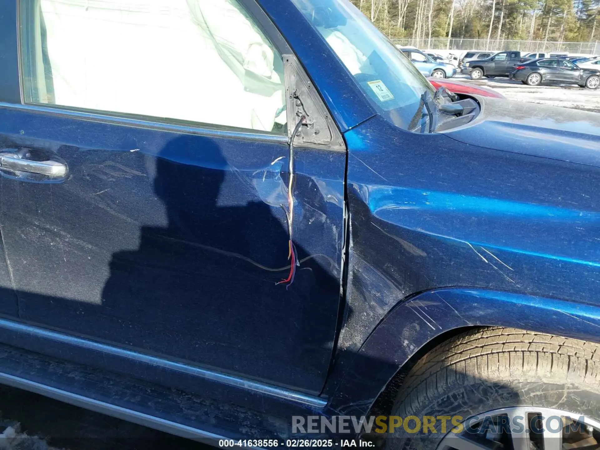 13 fotografías del automóvil dañado JTEBU5JR6L5831058 TOYOTA 4RUNNER 2020