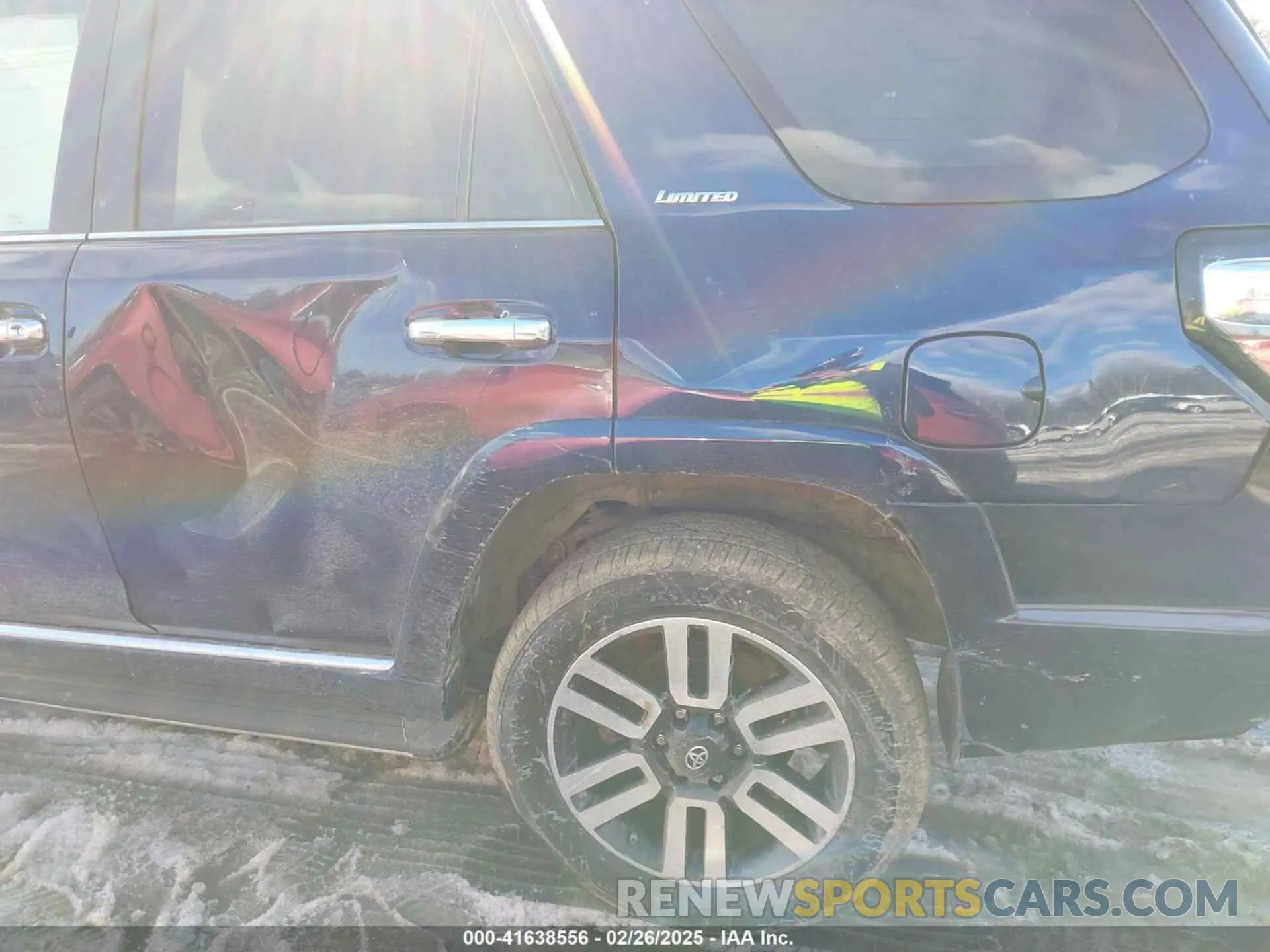 16 fotografías del automóvil dañado JTEBU5JR6L5831058 TOYOTA 4RUNNER 2020