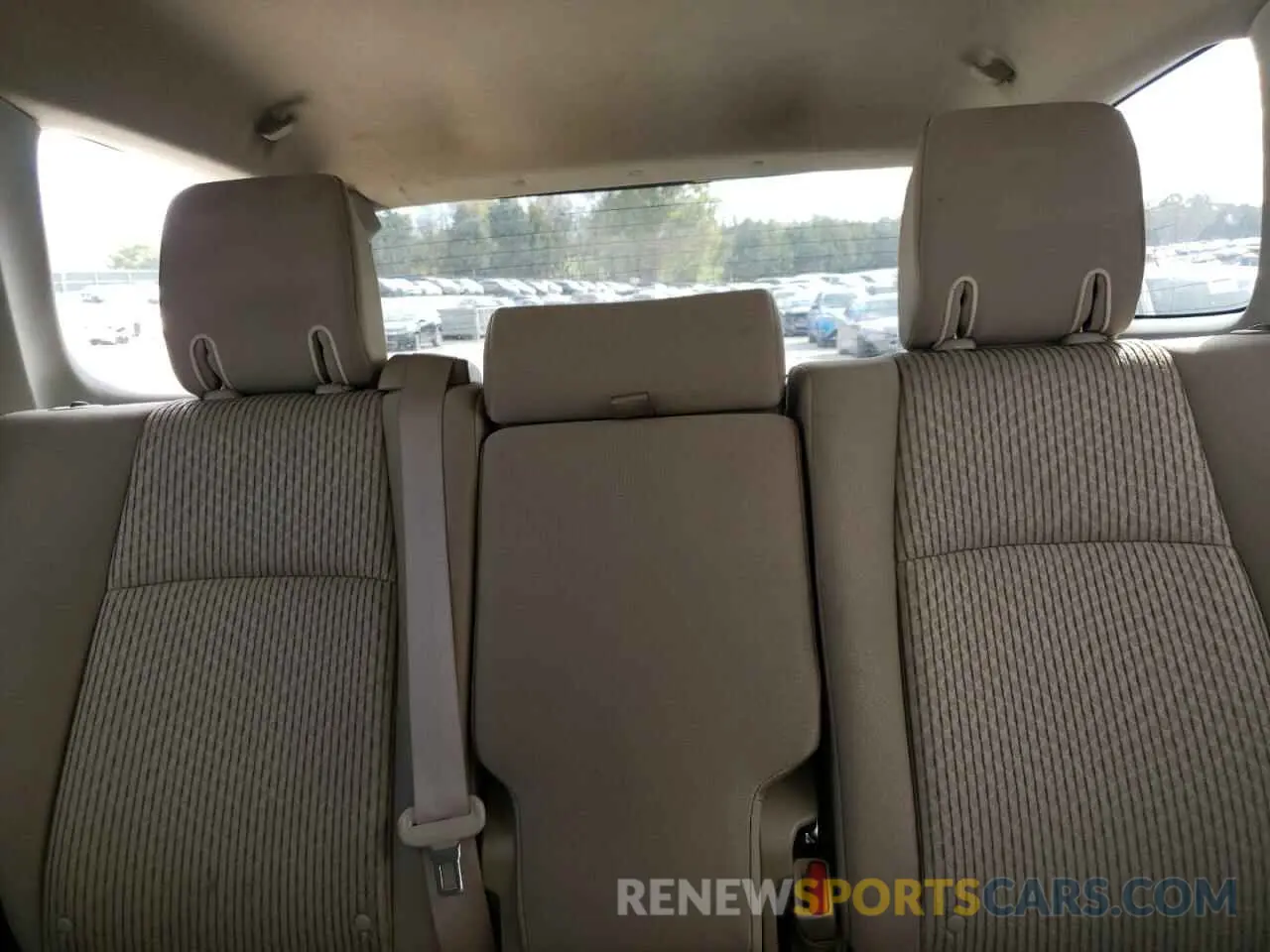10 fotografías del automóvil dañado JTEBU5JR7L5744897 TOYOTA 4RUNNER 2020