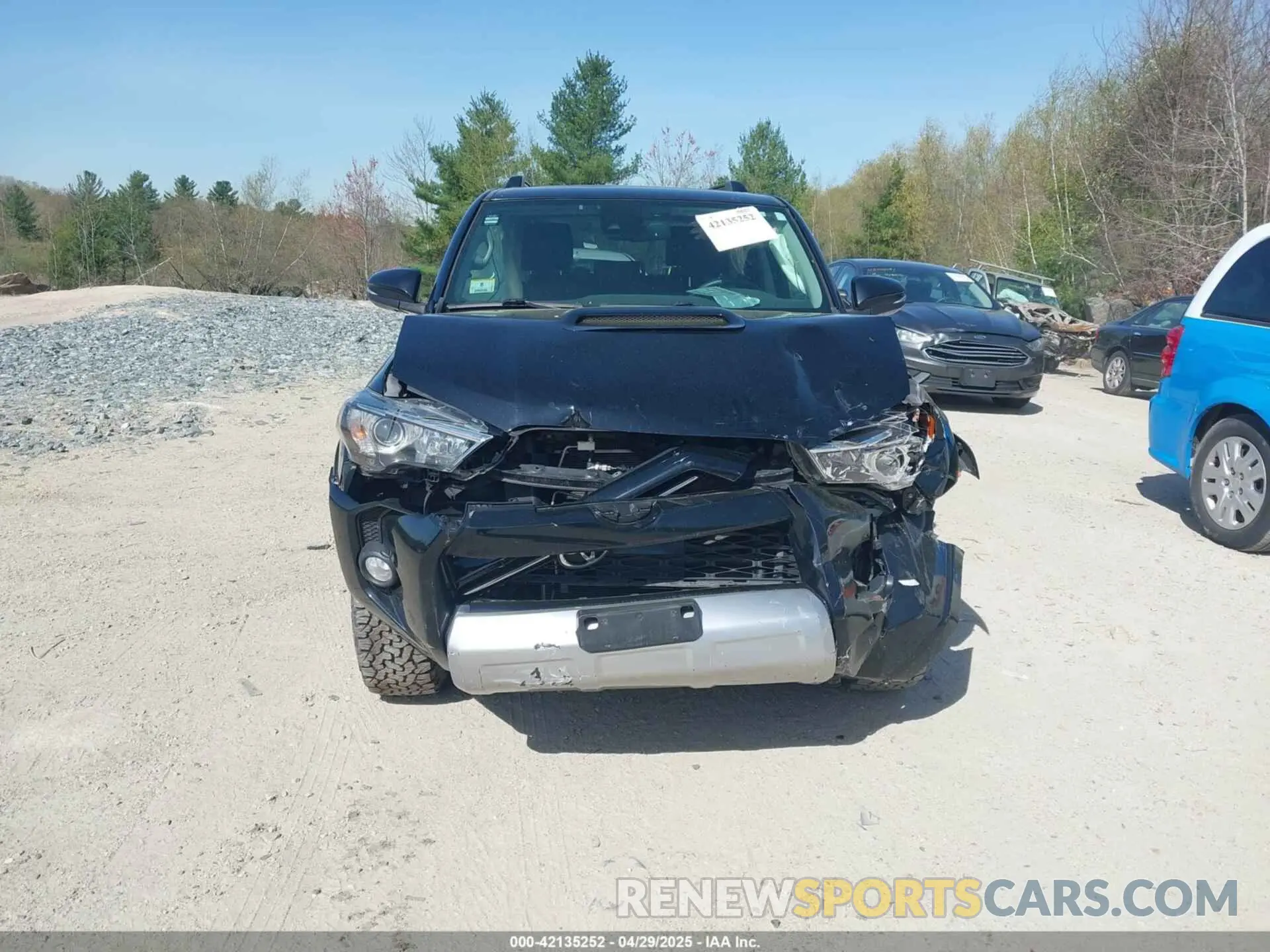 12 fotografías del automóvil dañado JTEBU5JR7L5753311 TOYOTA 4RUNNER 2020