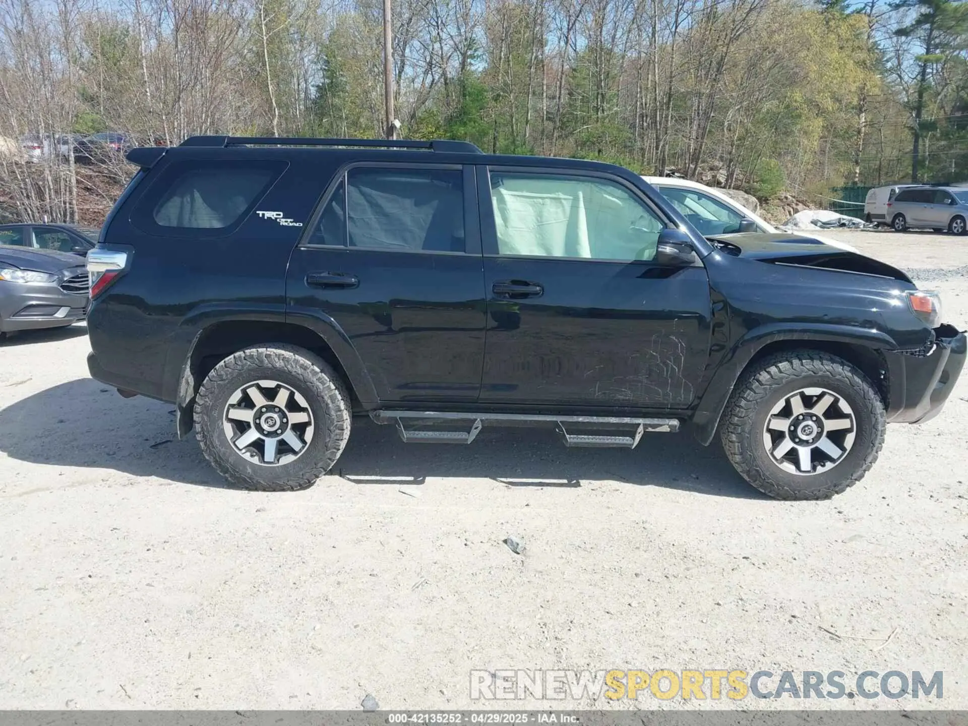13 fotografías del automóvil dañado JTEBU5JR7L5753311 TOYOTA 4RUNNER 2020