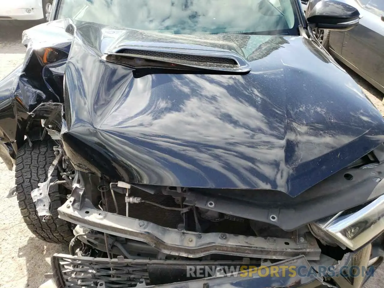 12 fotografías del automóvil dañado JTEBU5JR7L5773767 TOYOTA 4RUNNER 2020