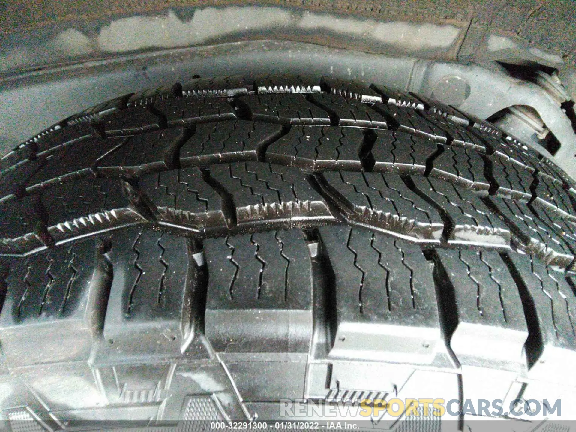 15 fotografías del automóvil dañado JTEBU5JR7L5782744 TOYOTA 4RUNNER 2020