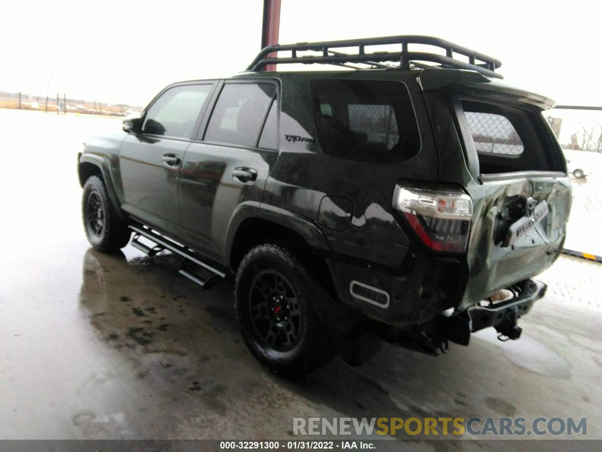 3 fotografías del automóvil dañado JTEBU5JR7L5782744 TOYOTA 4RUNNER 2020