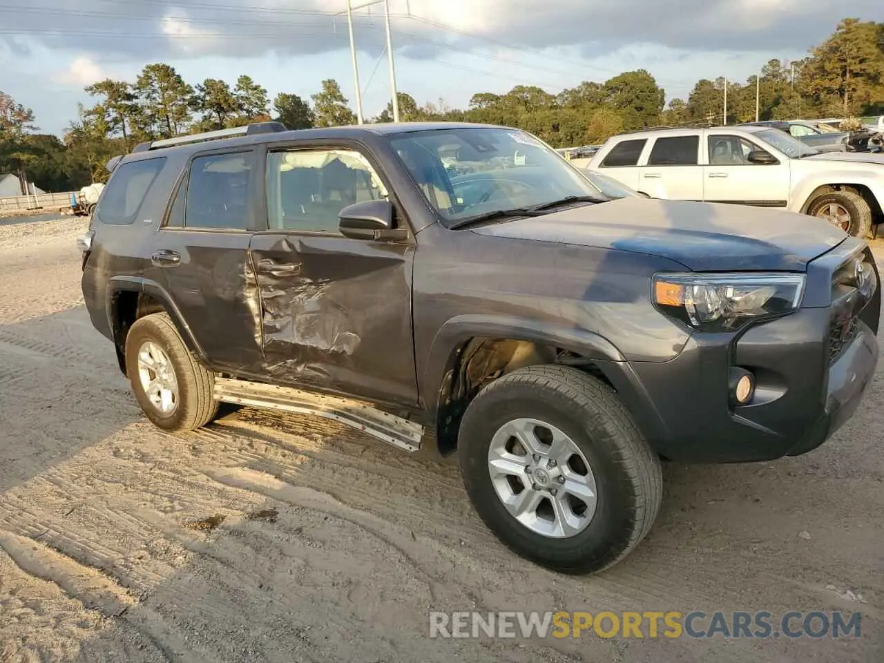 4 fotografías del automóvil dañado JTEBU5JR7L5788530 TOYOTA 4RUNNER 2020