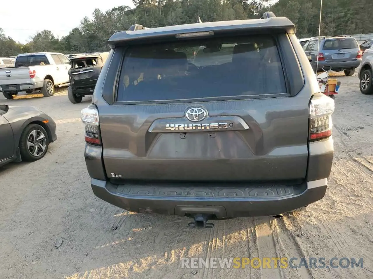 6 fotografías del automóvil dañado JTEBU5JR7L5788530 TOYOTA 4RUNNER 2020