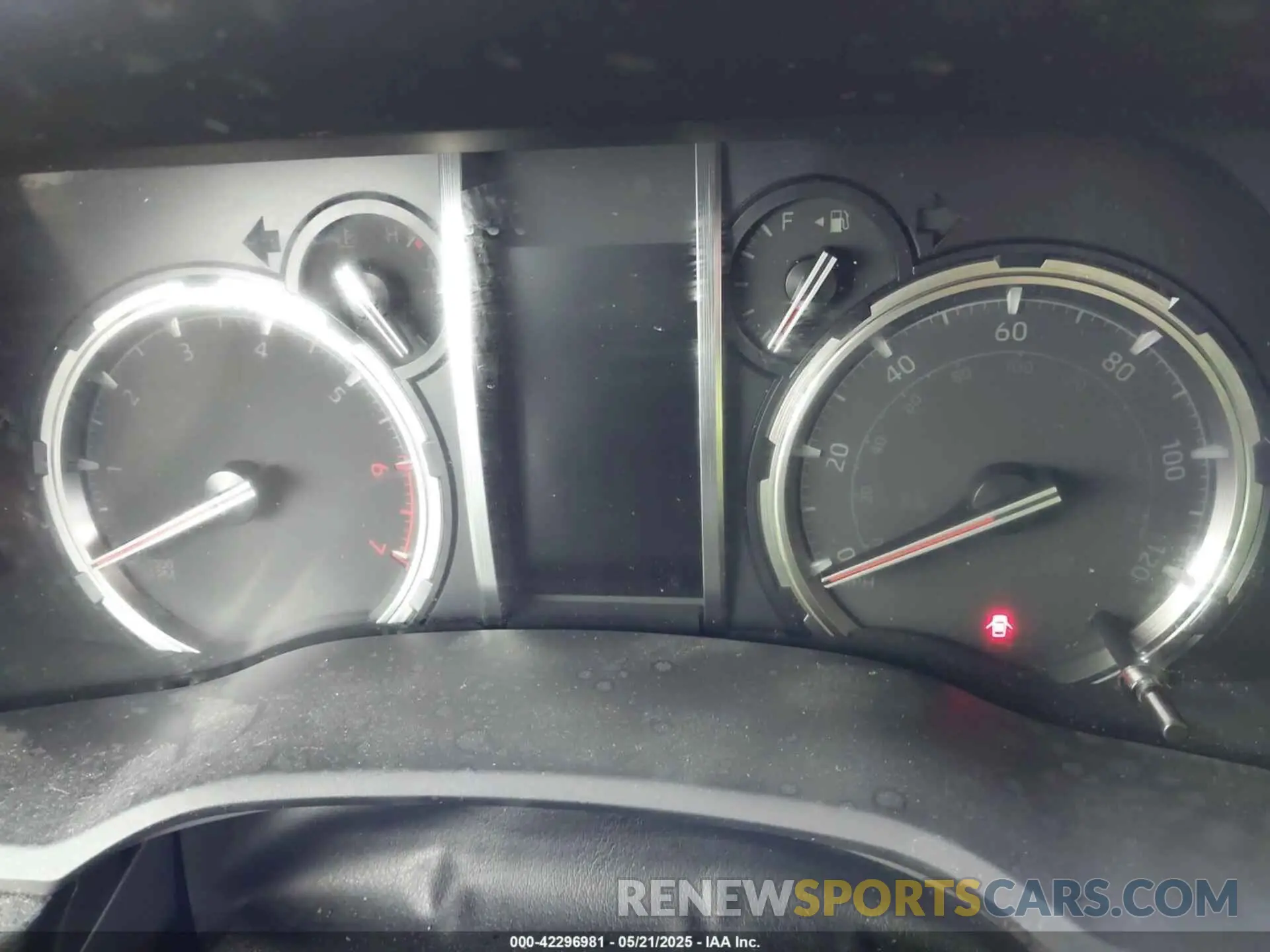 15 fotografías del automóvil dañado JTEBU5JR7L5789838 TOYOTA 4RUNNER 2020