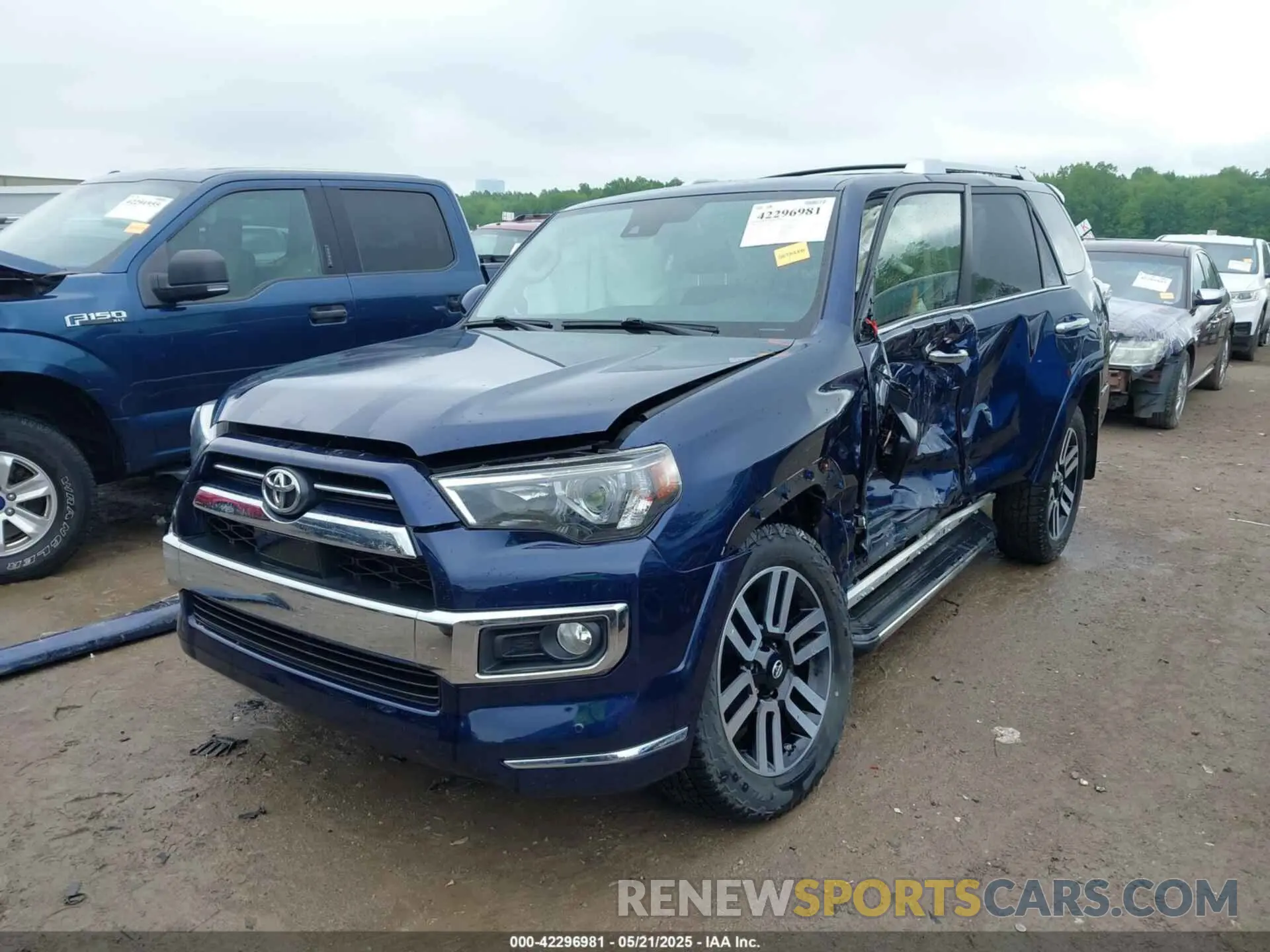 2 fotografías del automóvil dañado JTEBU5JR7L5789838 TOYOTA 4RUNNER 2020