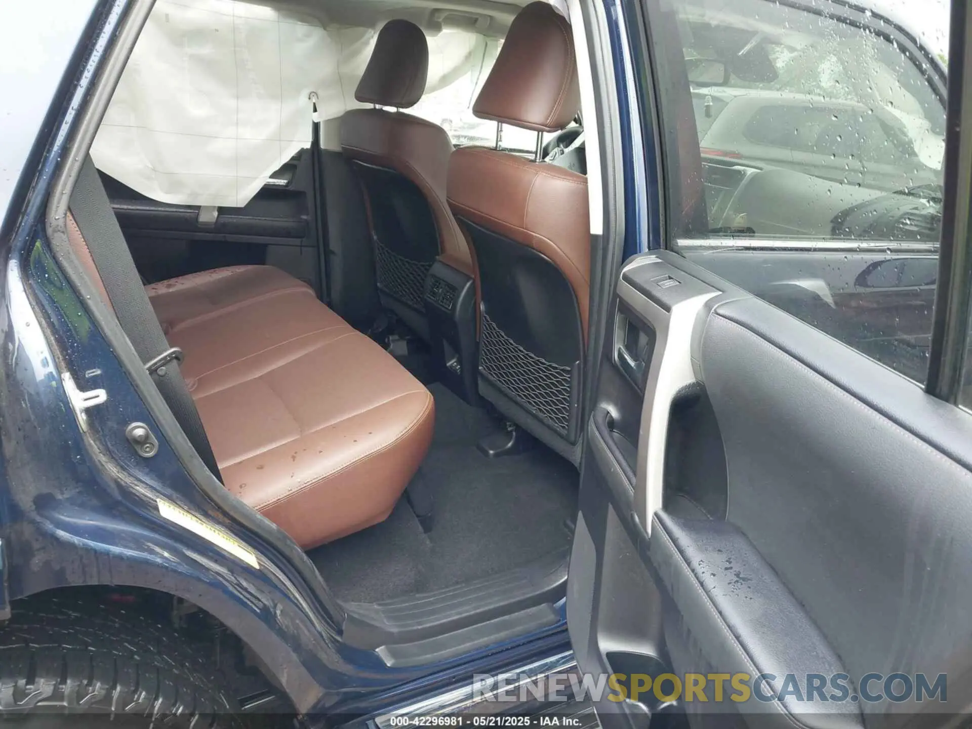8 fotografías del automóvil dañado JTEBU5JR7L5789838 TOYOTA 4RUNNER 2020