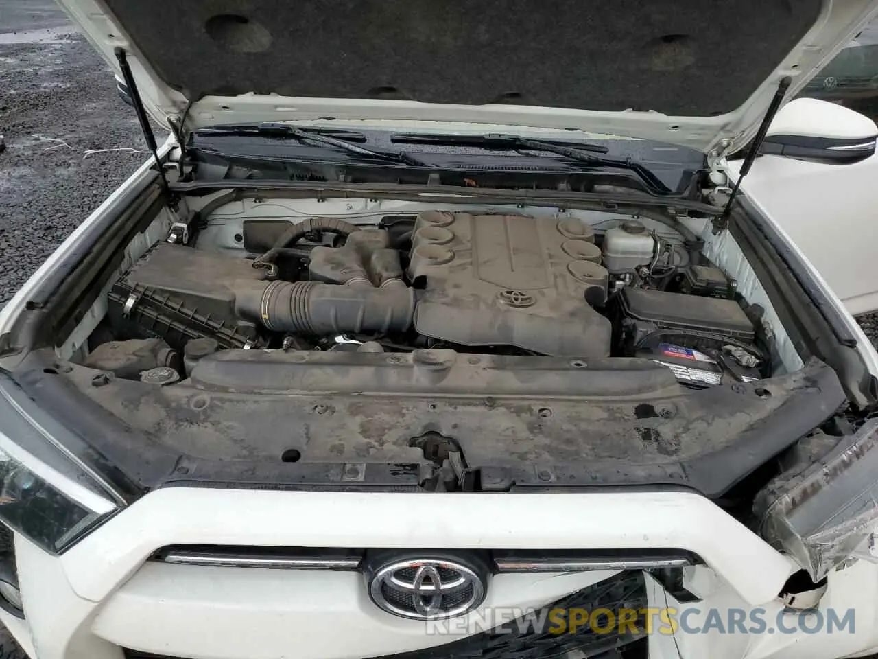 11 fotografías del automóvil dañado JTEBU5JR8L5756699 TOYOTA 4RUNNER 2020