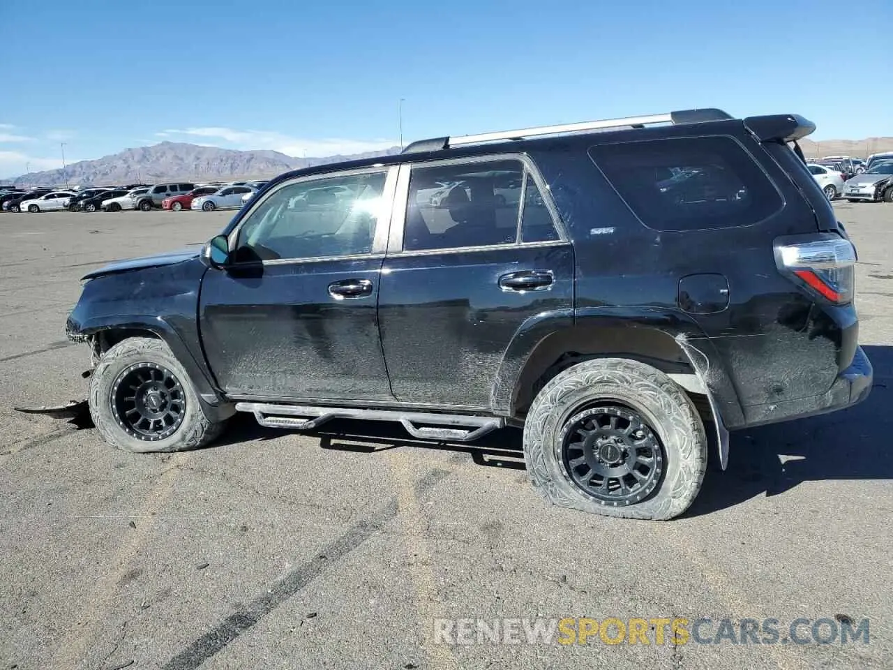 2 fotografías del automóvil dañado JTEBU5JR8L5760607 TOYOTA 4RUNNER 2020