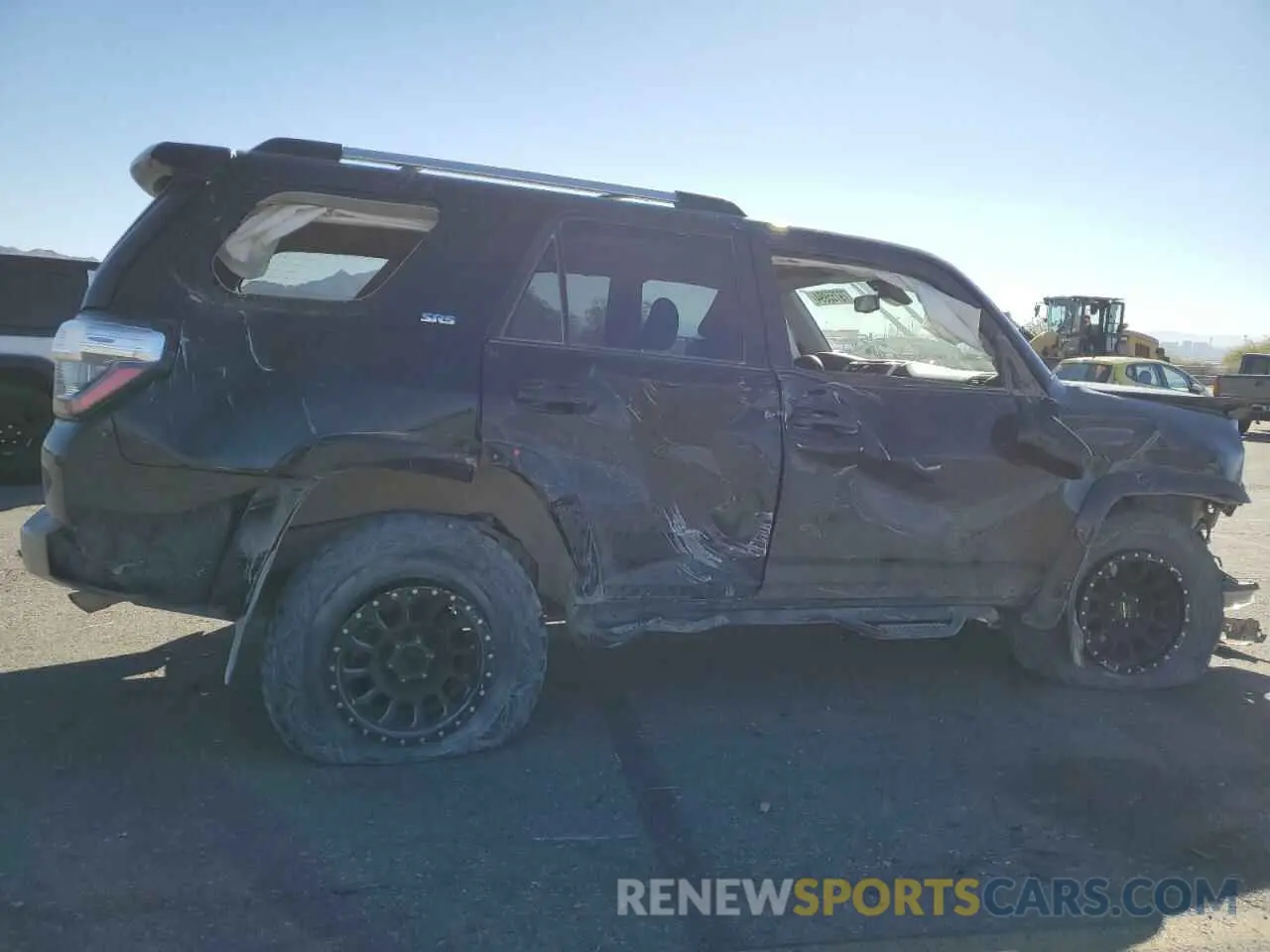 3 fotografías del automóvil dañado JTEBU5JR8L5760607 TOYOTA 4RUNNER 2020