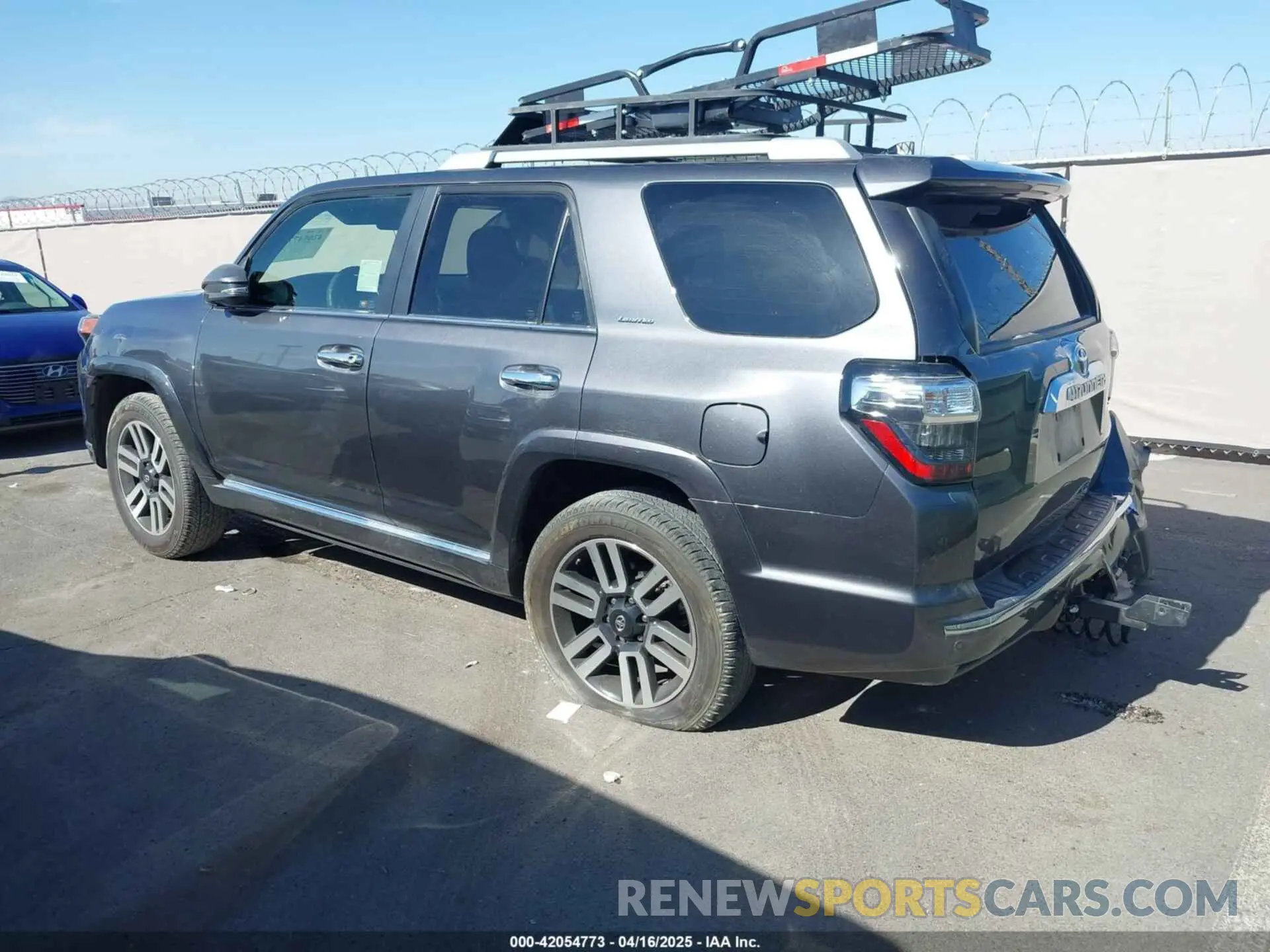 3 fotografías del automóvil dañado JTEBU5JR8L5837301 TOYOTA 4RUNNER 2020