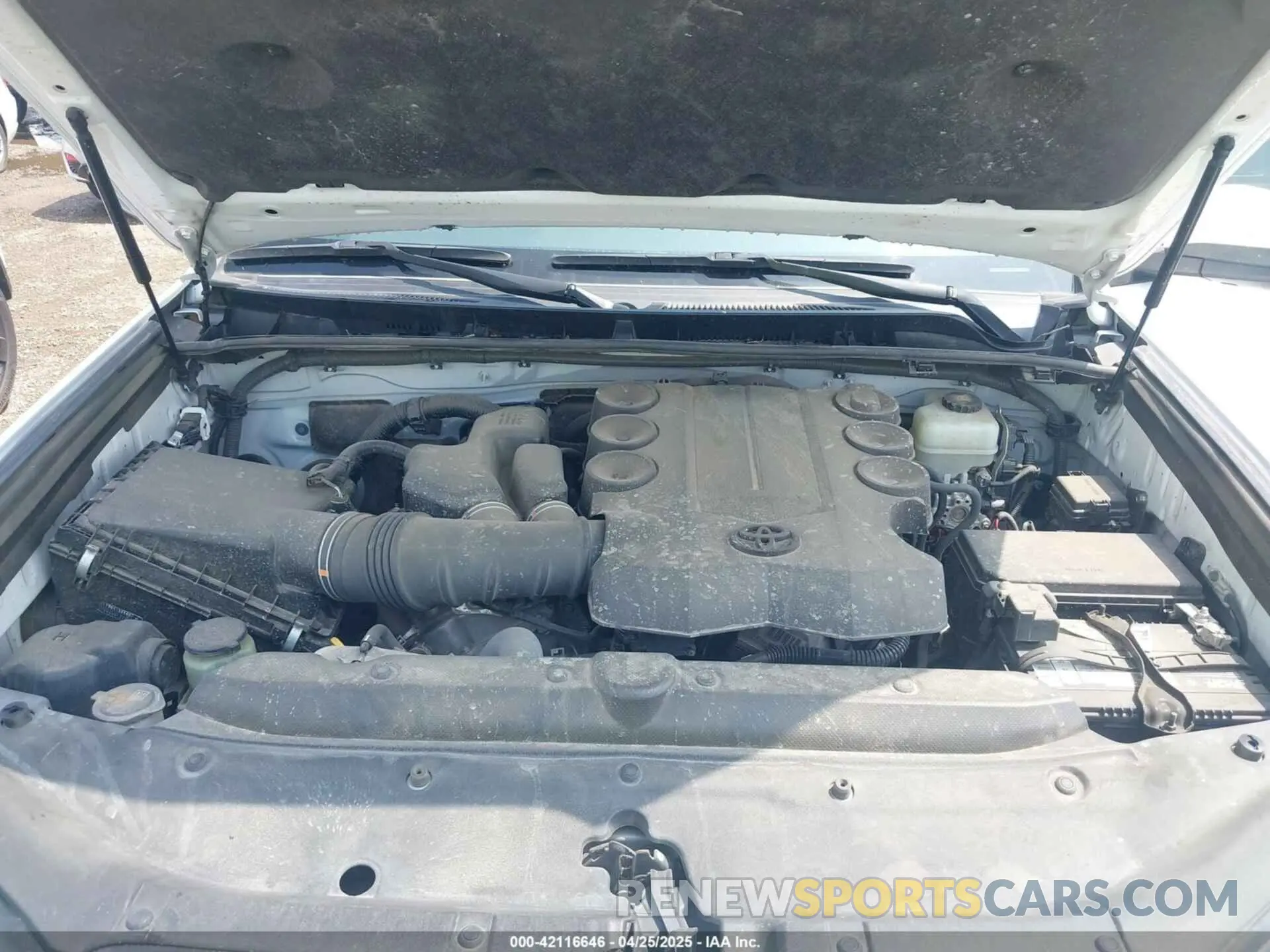 10 fotografías del automóvil dañado JTEBU5JR9L5738969 TOYOTA 4RUNNER 2020