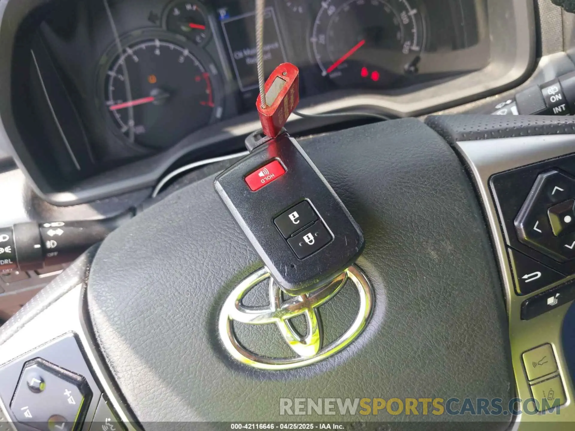11 fotografías del automóvil dañado JTEBU5JR9L5738969 TOYOTA 4RUNNER 2020
