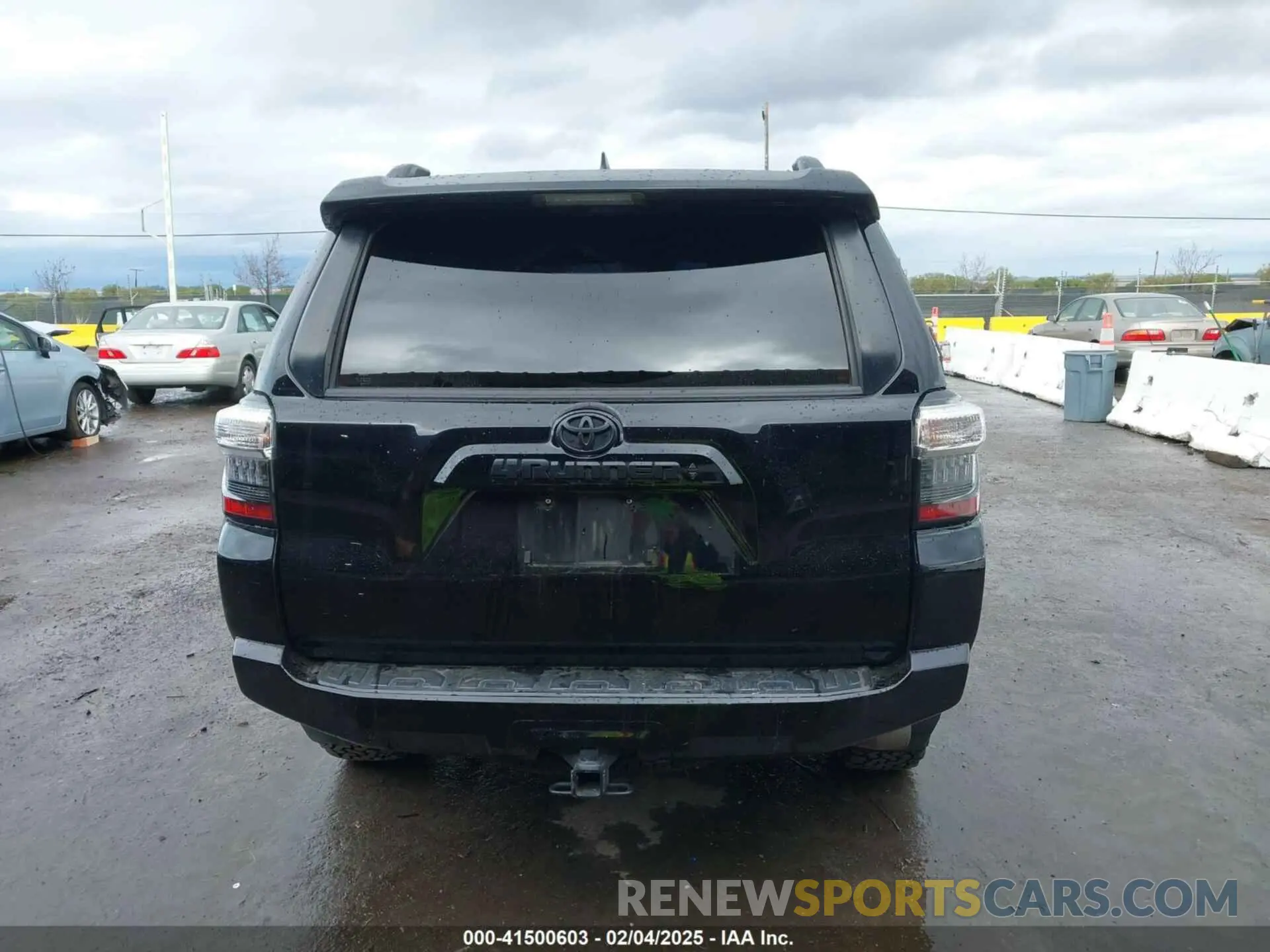 17 fotografías del automóvil dañado JTEBU5JR9L5745422 TOYOTA 4RUNNER 2020