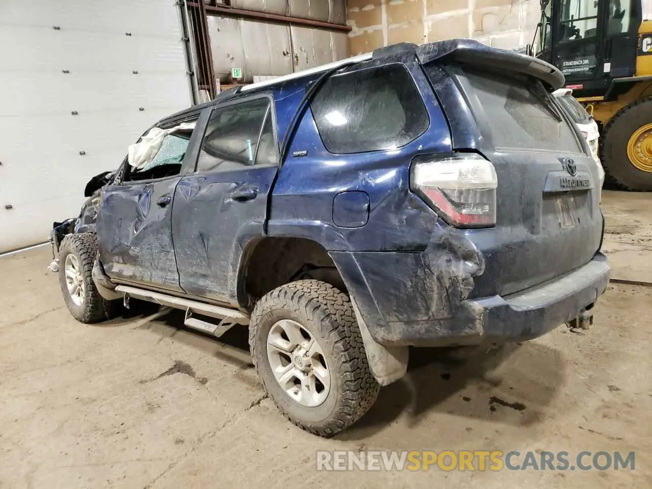 2 fotografías del automóvil dañado JTEBU5JR9L5751365 TOYOTA 4RUNNER 2020
