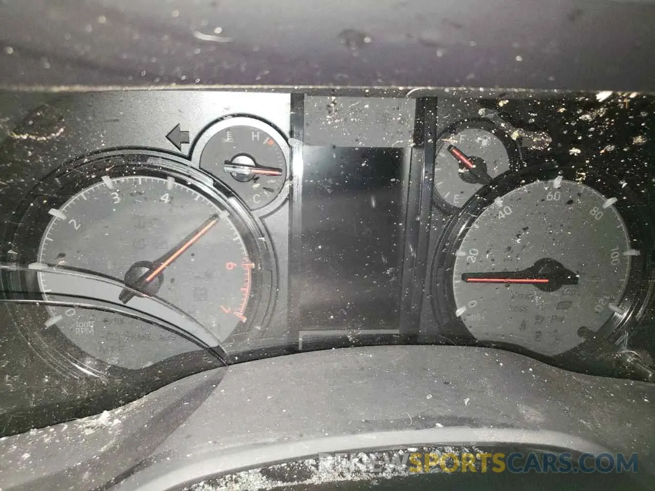 9 fotografías del automóvil dañado JTEBU5JR9L5751365 TOYOTA 4RUNNER 2020