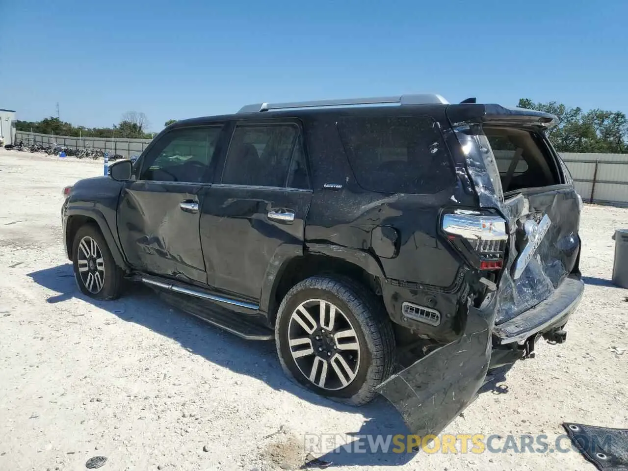 2 fotografías del automóvil dañado JTEBU5JR9L5757554 TOYOTA 4RUNNER 2020