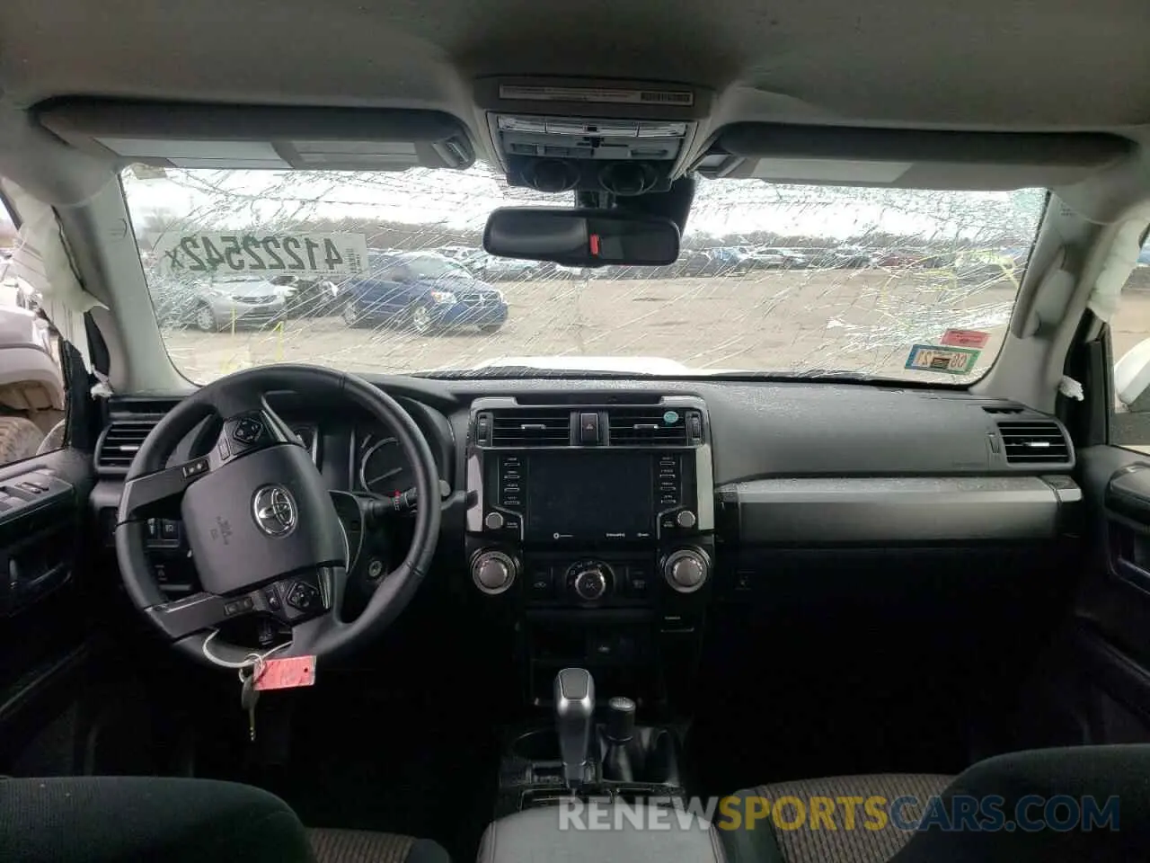 9 fotografías del automóvil dañado JTEBU5JR9L5772779 TOYOTA 4RUNNER 2020