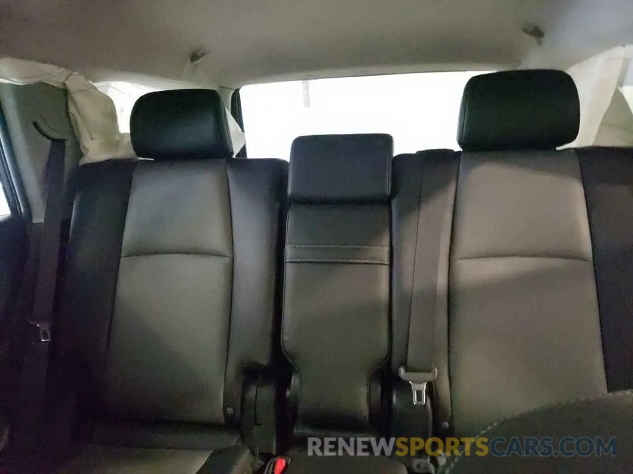 10 fotografías del automóvil dañado JTEBU5JR9L5812827 TOYOTA 4RUNNER 2020