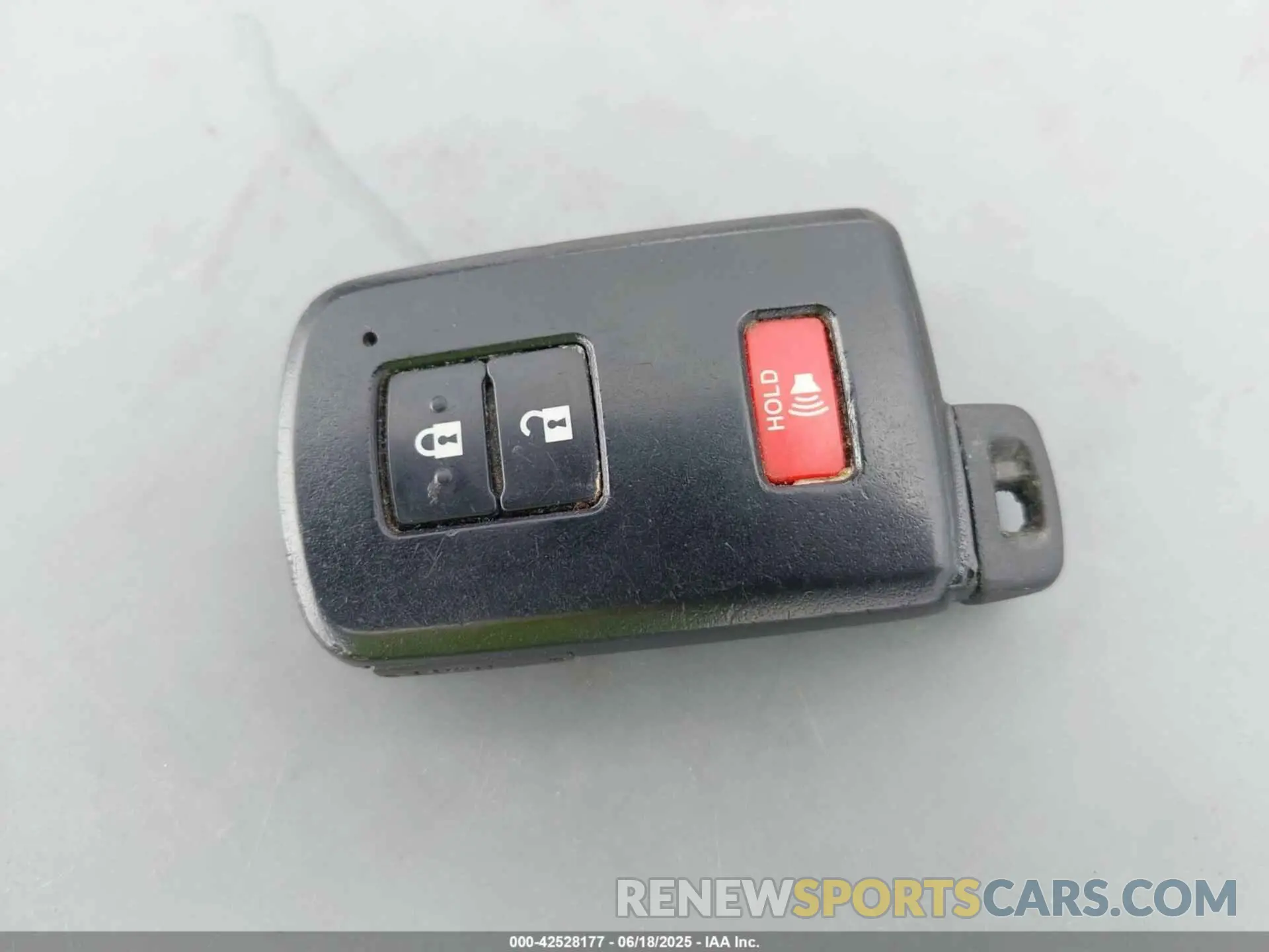 11 fotografías del automóvil dañado JTEBU5JR9L5825528 TOYOTA 4RUNNER 2020
