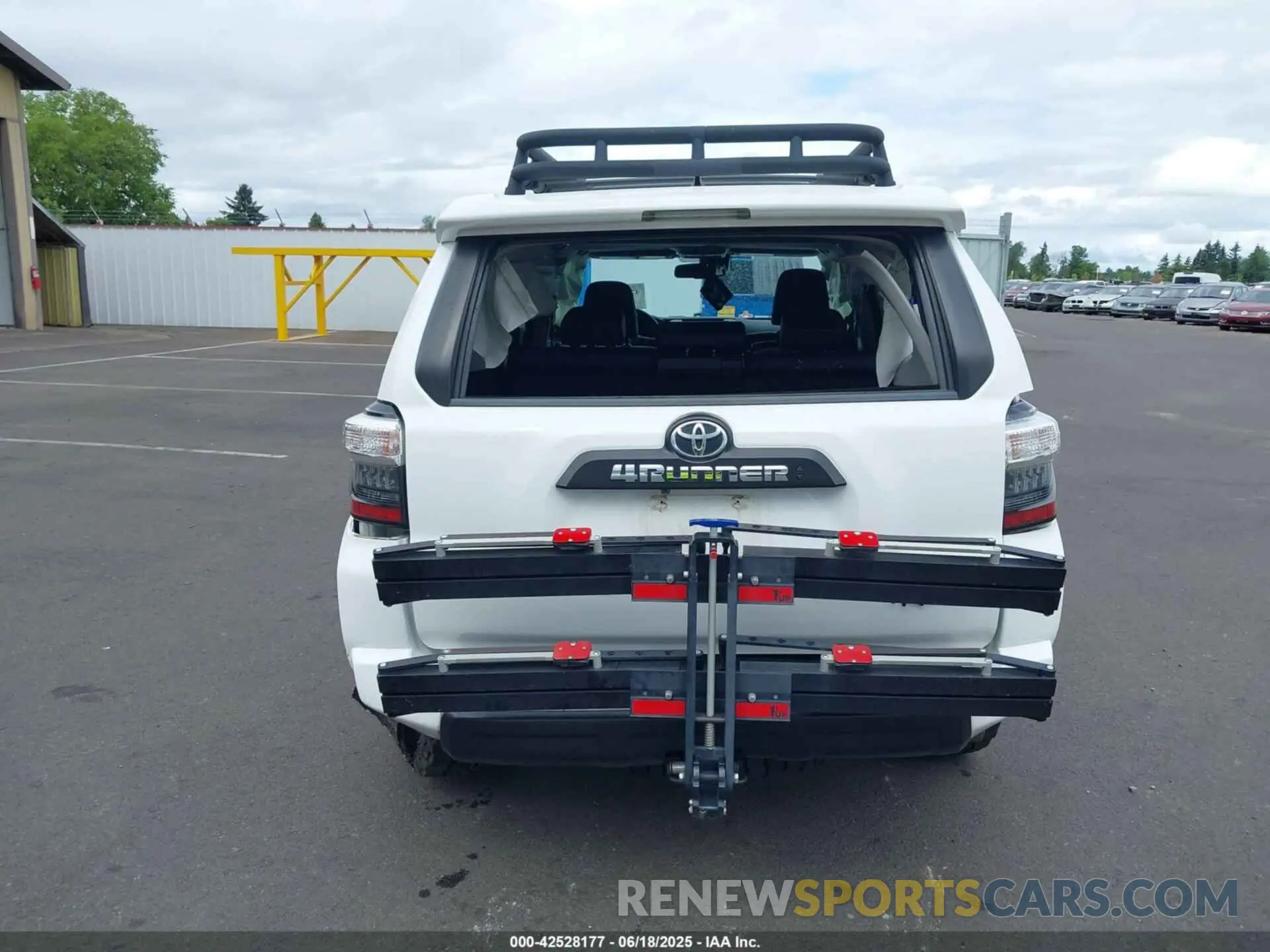 17 fotografías del automóvil dañado JTEBU5JR9L5825528 TOYOTA 4RUNNER 2020