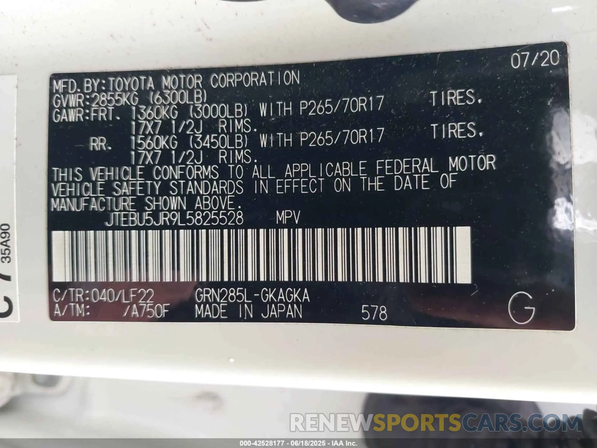 9 fotografías del automóvil dañado JTEBU5JR9L5825528 TOYOTA 4RUNNER 2020