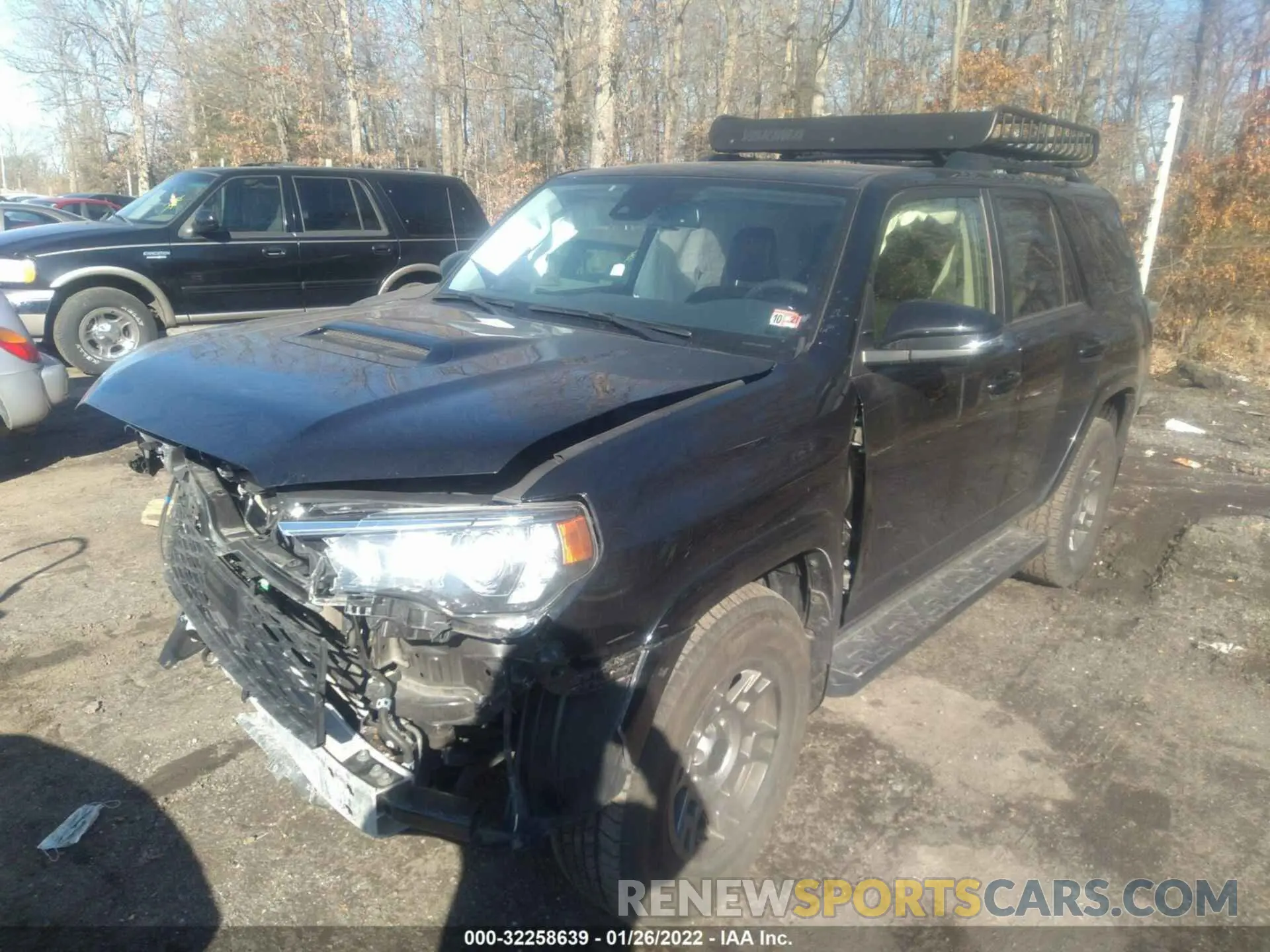 2 fotografías del automóvil dañado JTEBU5JR9L5835279 TOYOTA 4RUNNER 2020