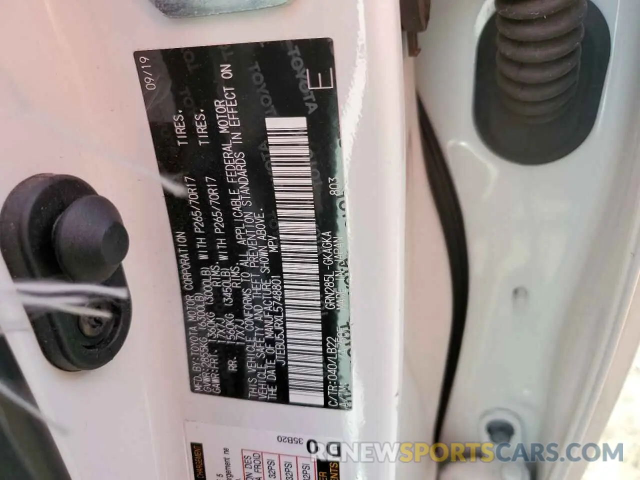 10 fotografías del automóvil dañado JTEBU5JRXL5748801 TOYOTA 4RUNNER 2020